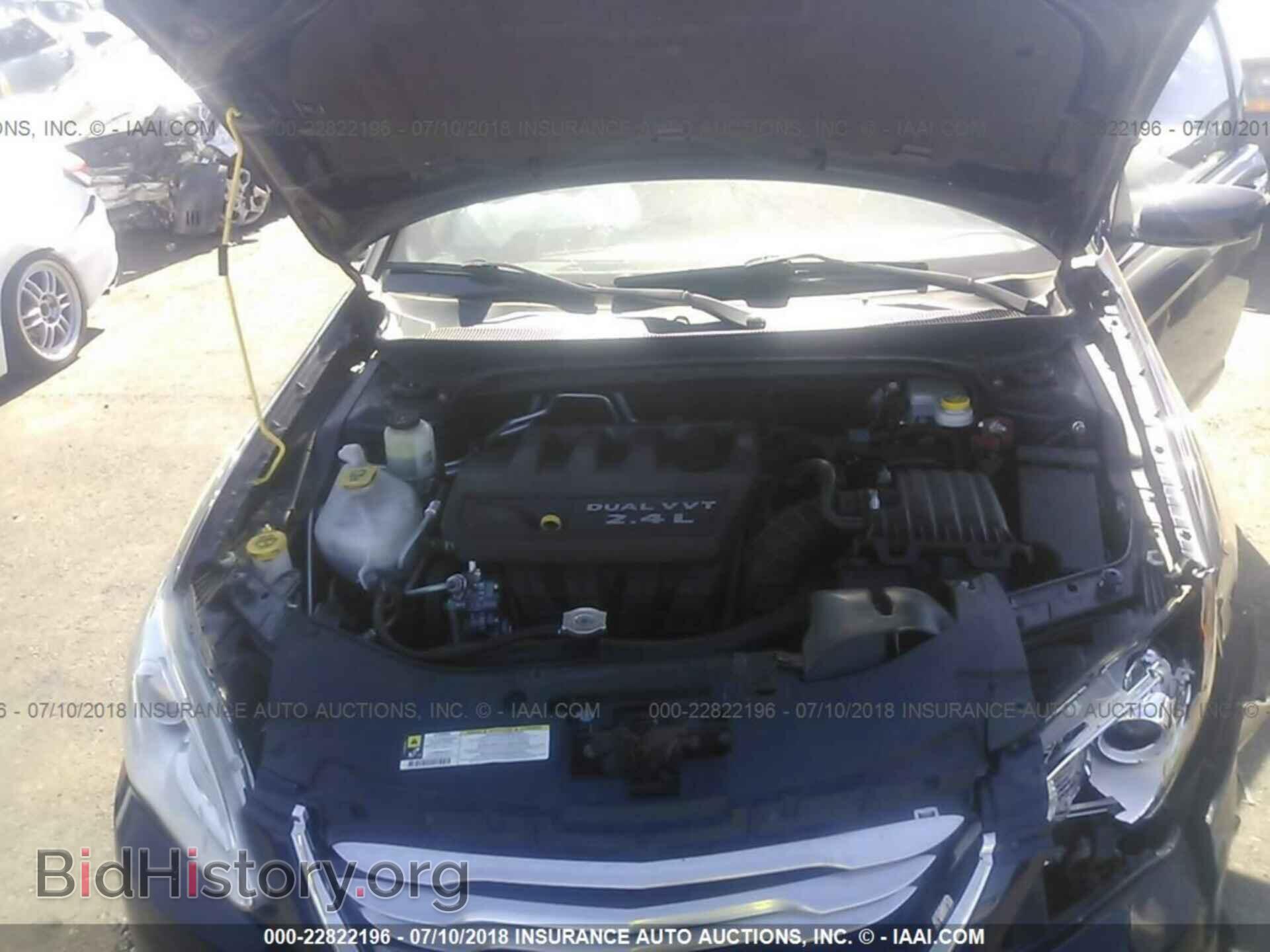 2013 Chrysler 200 - VIN: 1C3CCBBB6DN629063 - Photo 10
