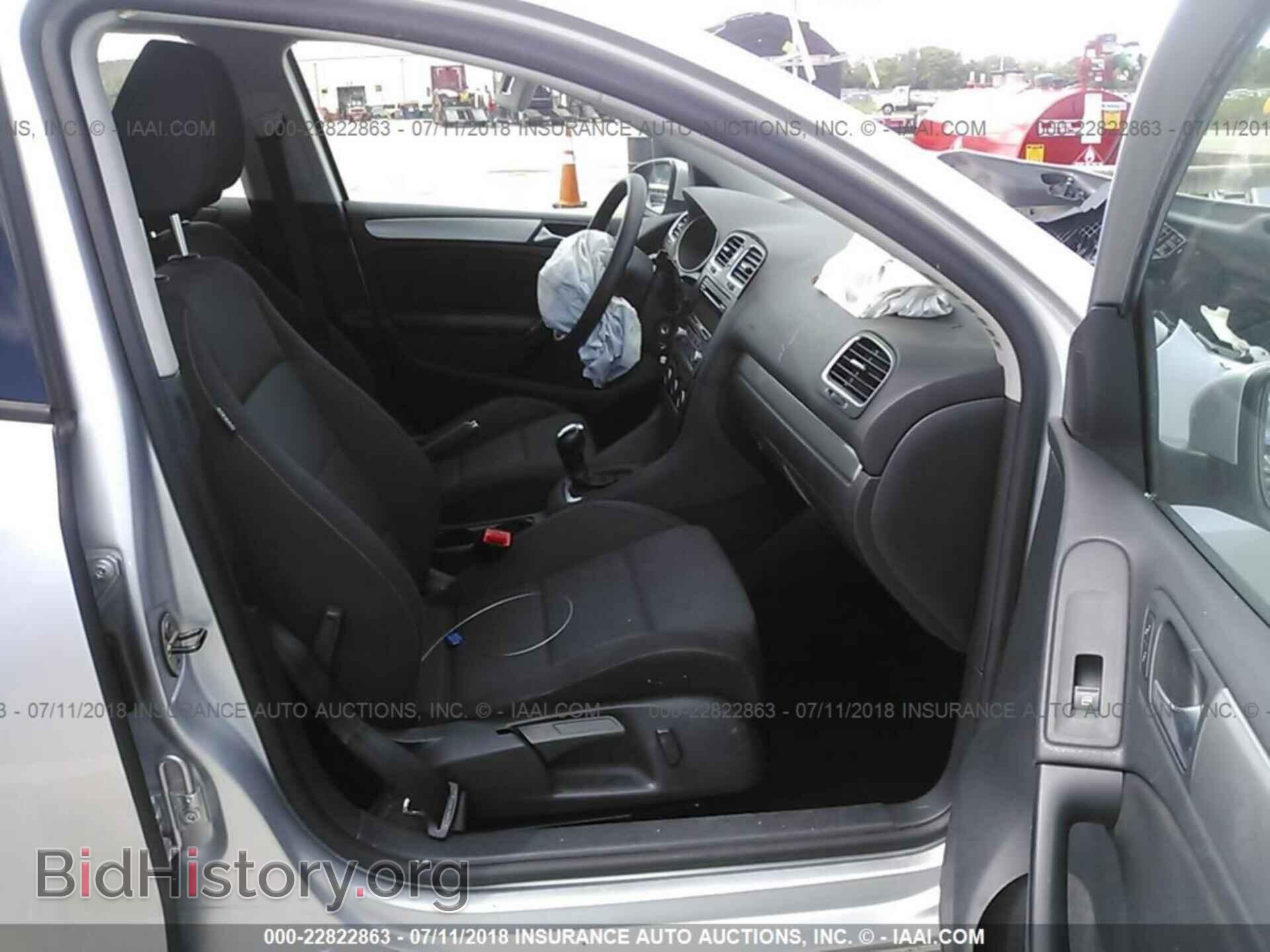 2011 Volkswagen Golf - VIN: WVWDB7AJ2BW258628 - Фото 5