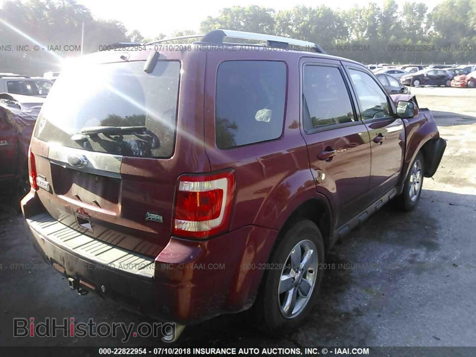 2011 Ford Escape - VIN: 1FMCU9EG0BKB72690 - Фото 4