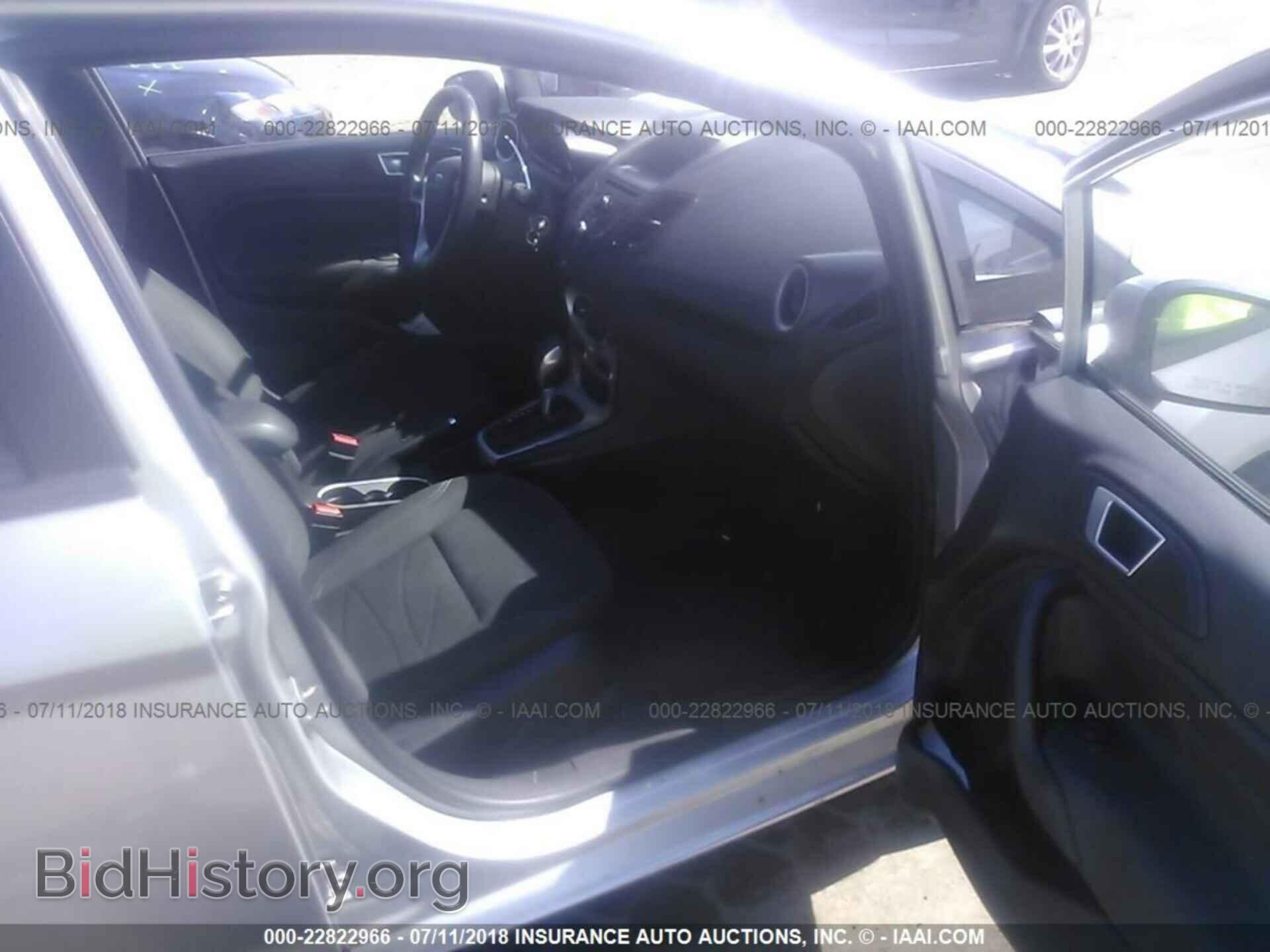 2014 Ford Fiesta - VIN: 3FADP4EJ8EM111539 - Photo 5