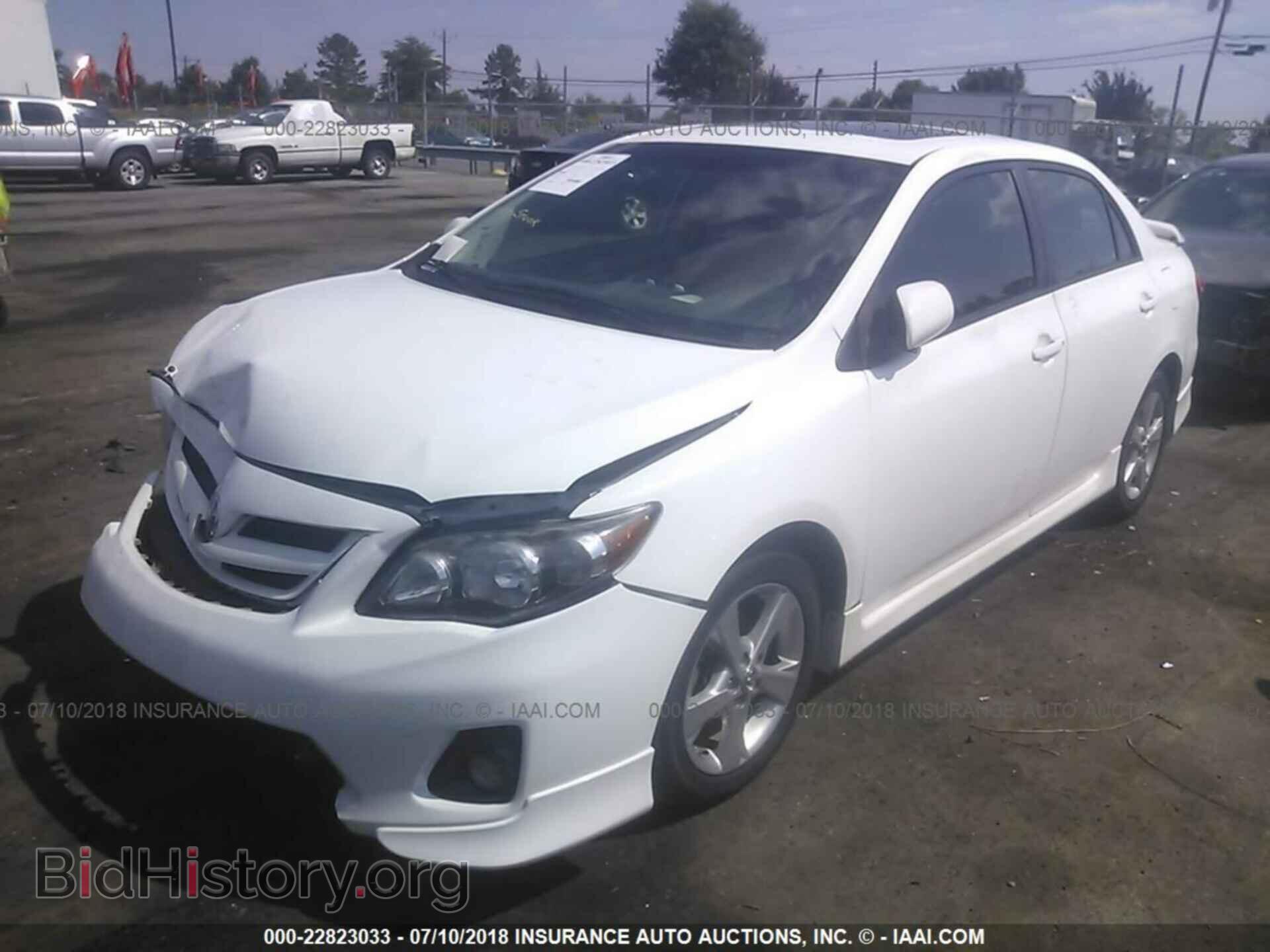 2011 Toyota Corolla - VIN: 2T1BU4EEXBC727339 - Photo 2