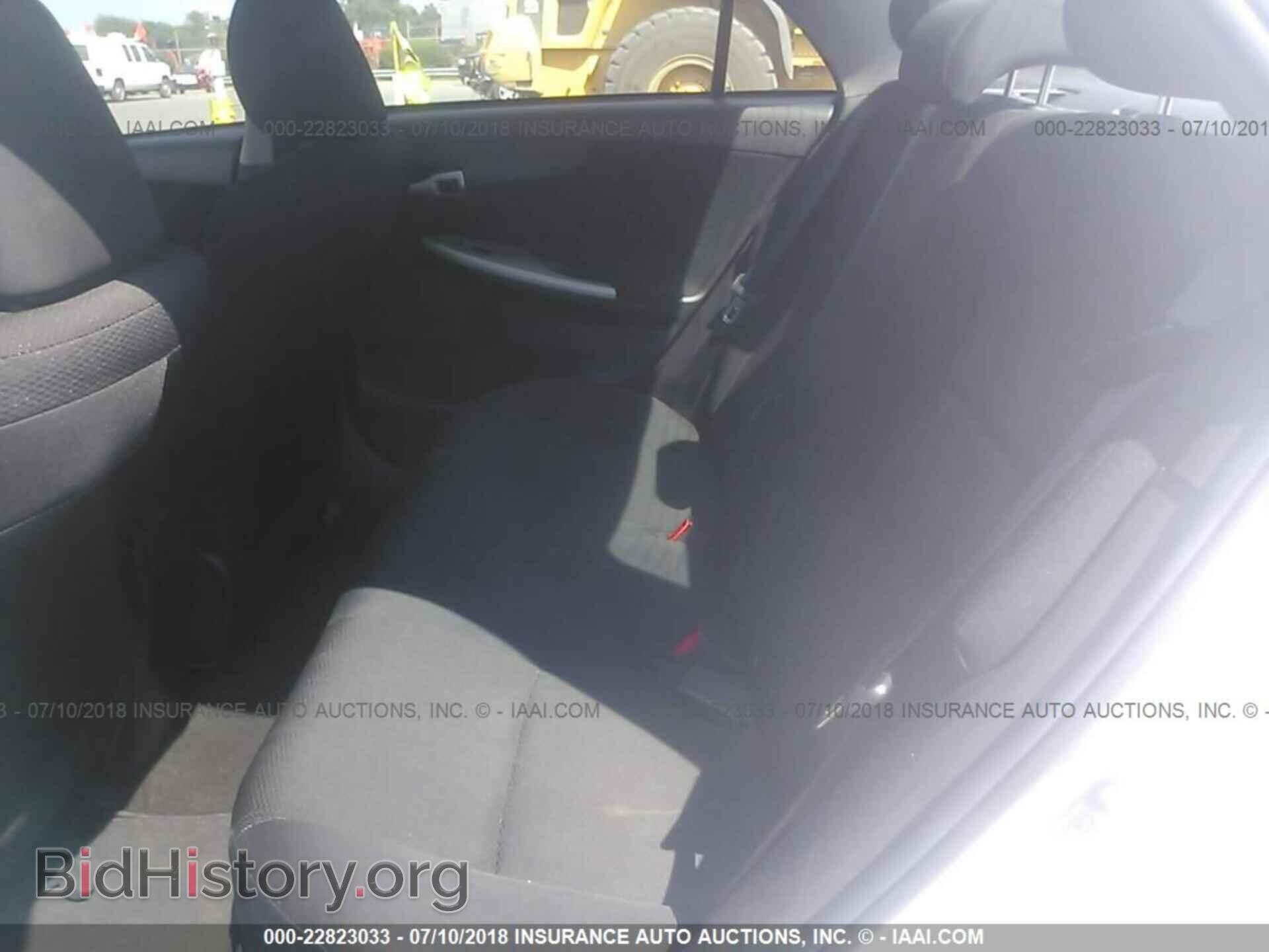 2011 Toyota Corolla - VIN: 2T1BU4EEXBC727339 - Photo 8