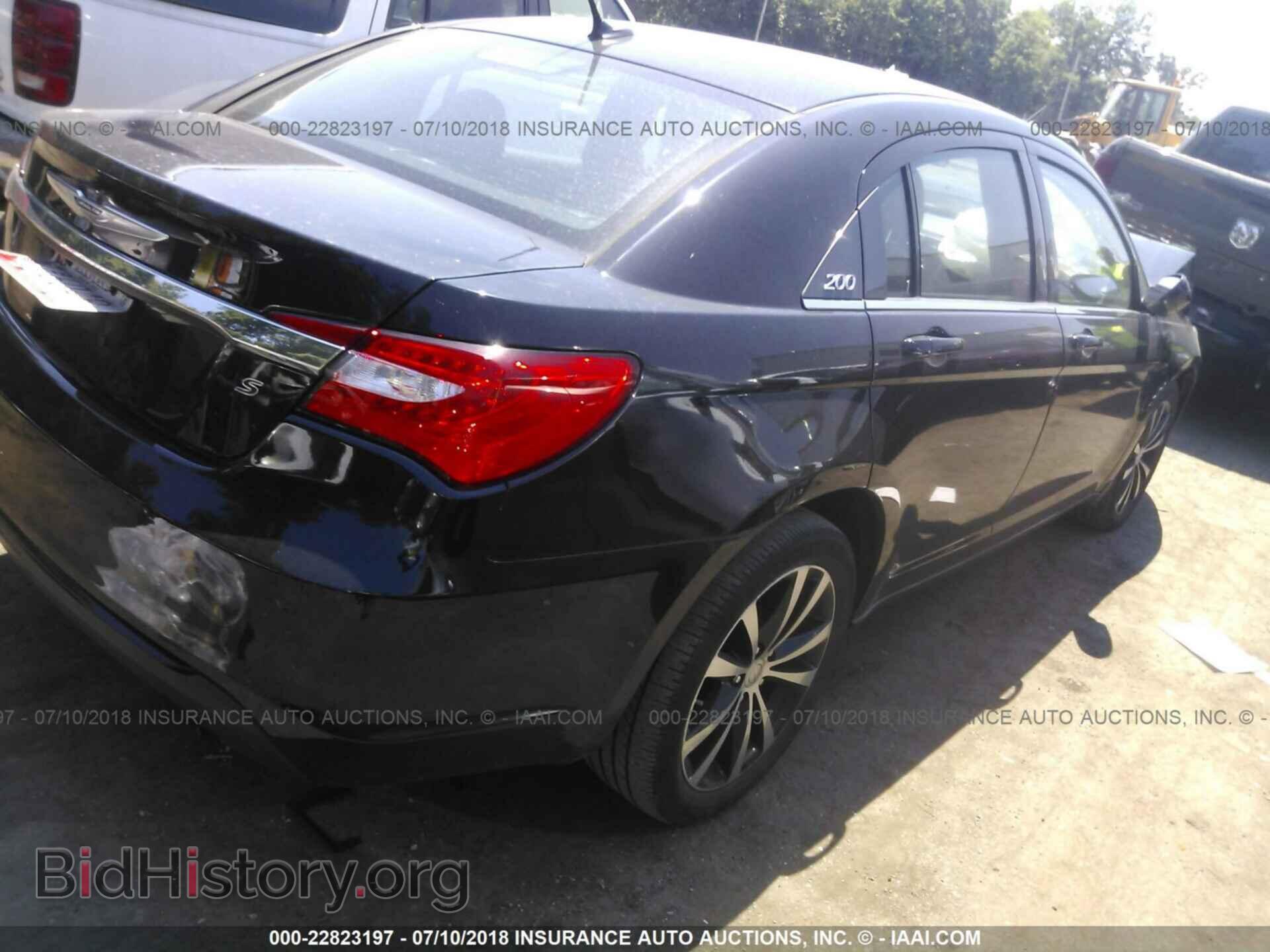 2013 Chrysler 200 - VIN: 1C3CCBBG0DN720065 - Photo 4