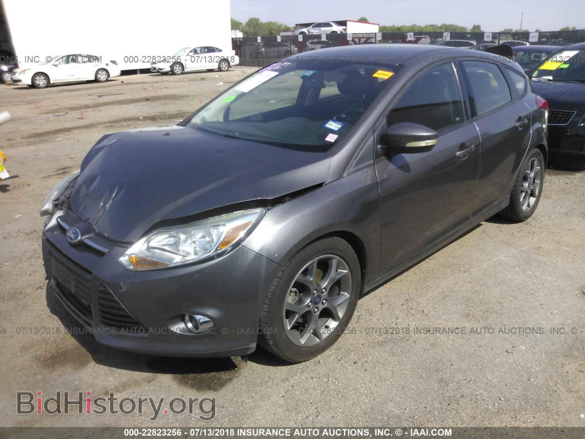 2013 Ford Focus - VIN: 1FADP3K20DL297875 - Photo 2