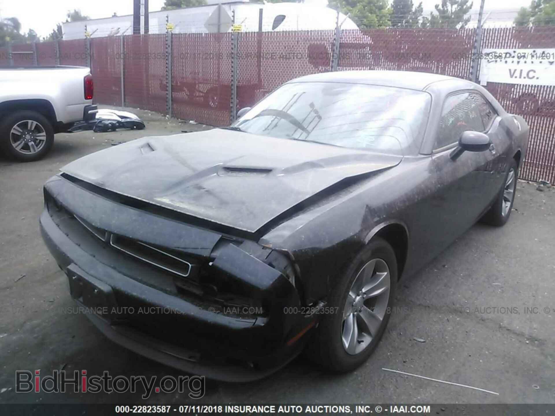 2016 Dodge Challenger - VIN: 2C3CDZAG0GH113734 - Photo 2