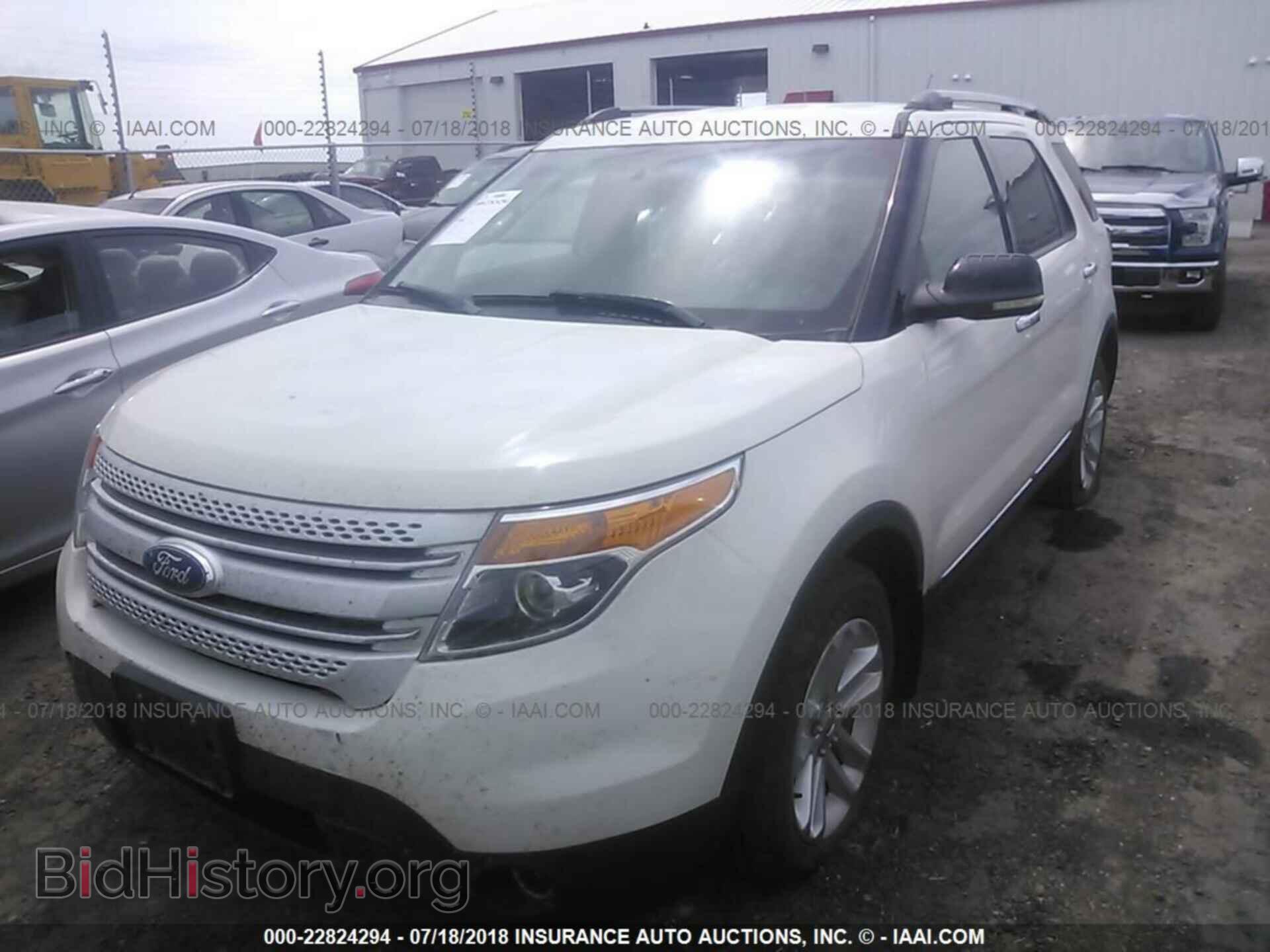 2011 Ford Explorer - VIN: 1FMHK8D84BGA88178 - Photo 2
