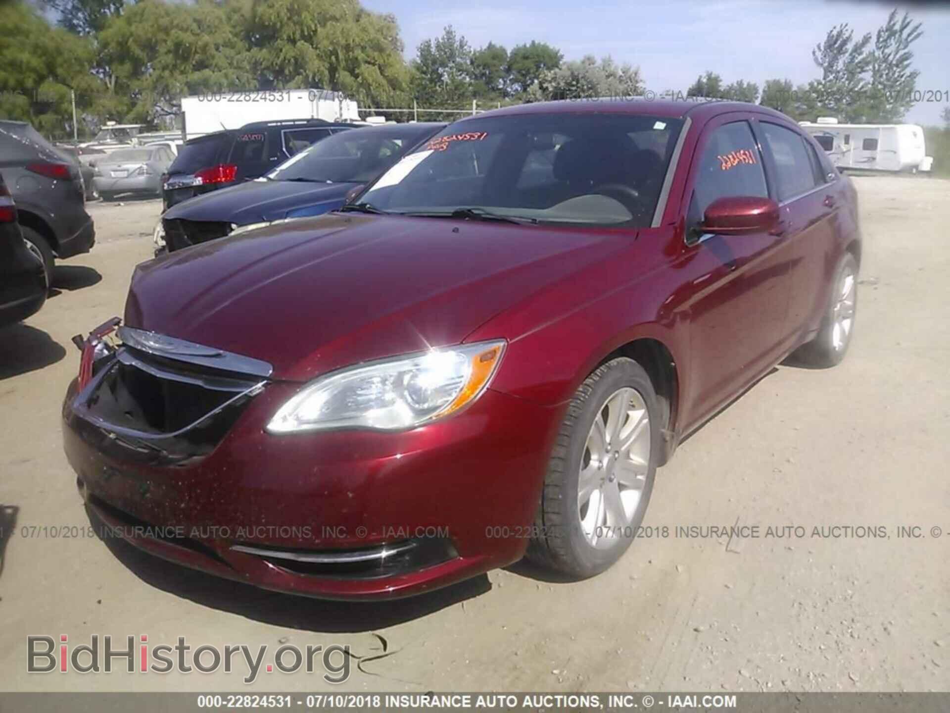 2012 Chrysler 200 - VIN: 1C3CCBAB8CN179917 - Photo 2