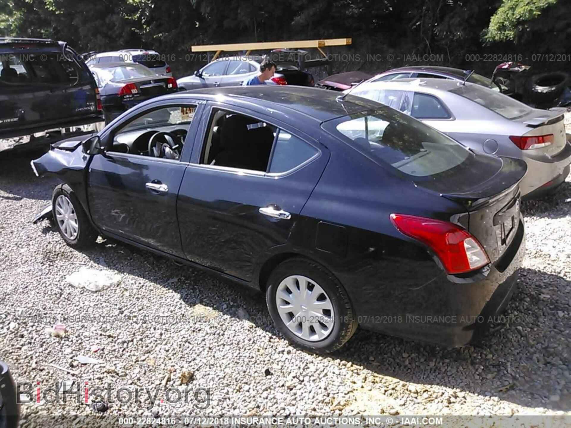 2016 Nissan Versa - VIN: 3N1CN7AP0GL807735 - Фото 3