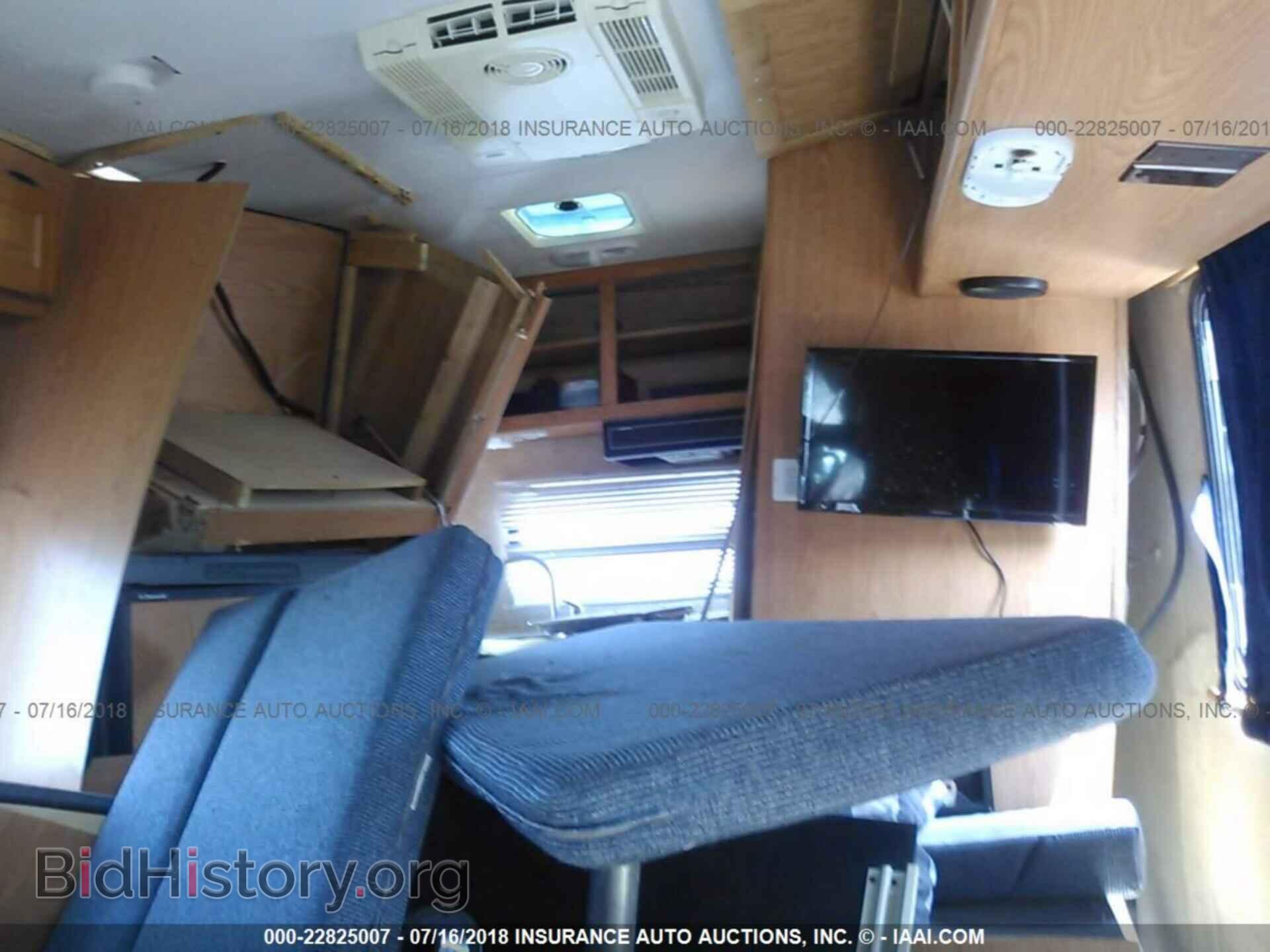 2009 FORD ECONOLINE - VIN: 1FDSE35L59DA43636 - Фото 8