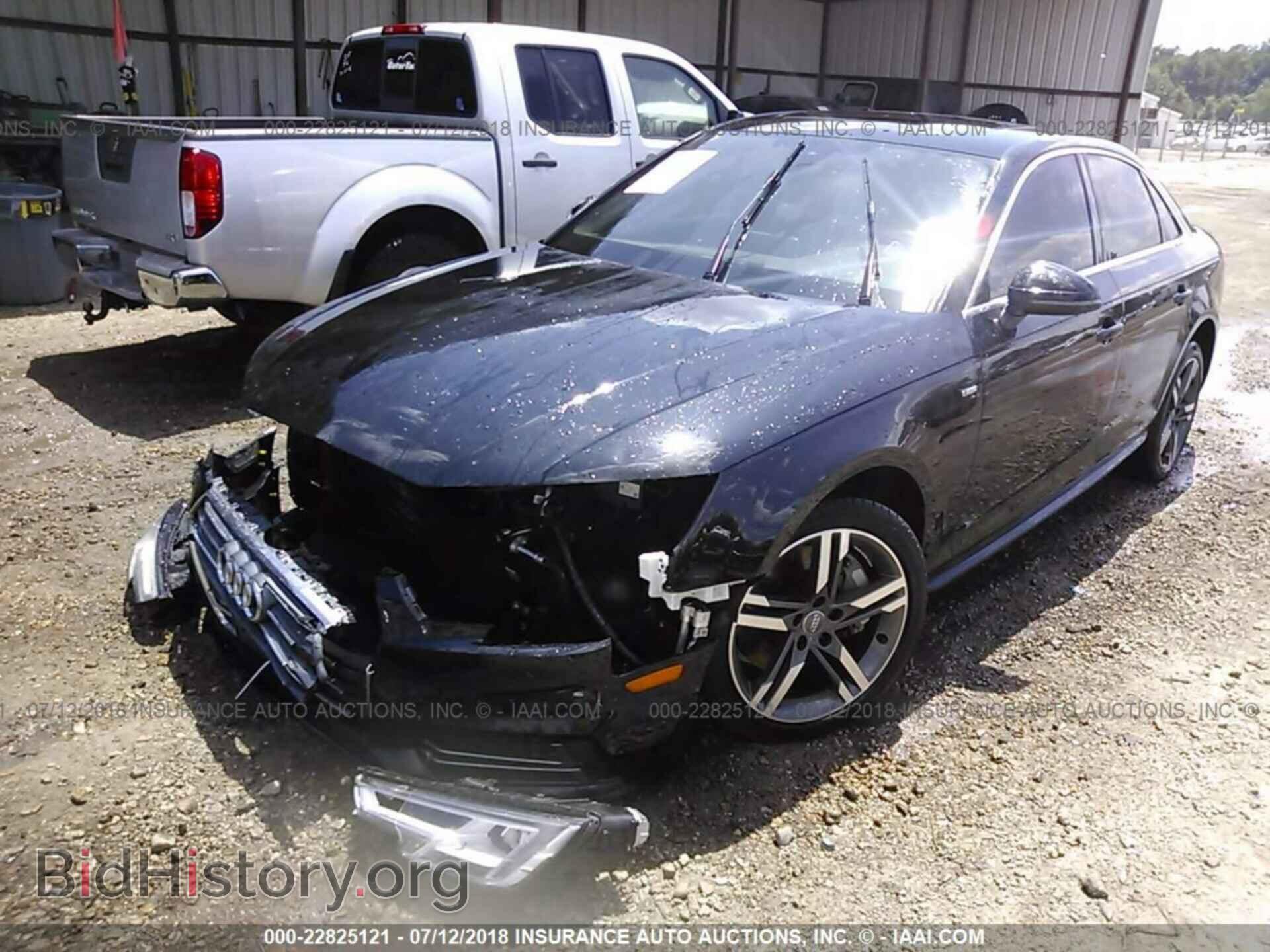 2018 Audi A4 - VIN: WAUENAF42JA042329 - Фото 2