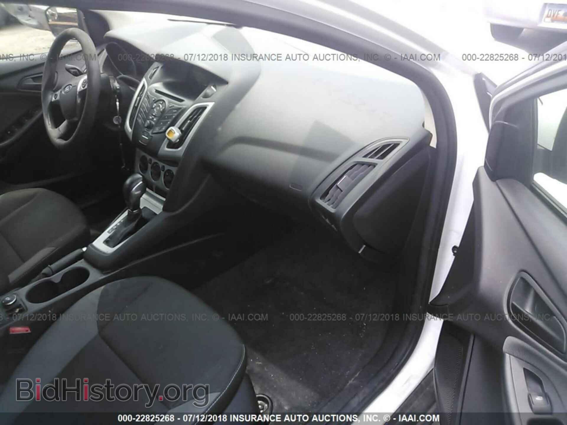 2012 Ford Focus - VIN: 1FAHP3K26CL197389 - Photo 5