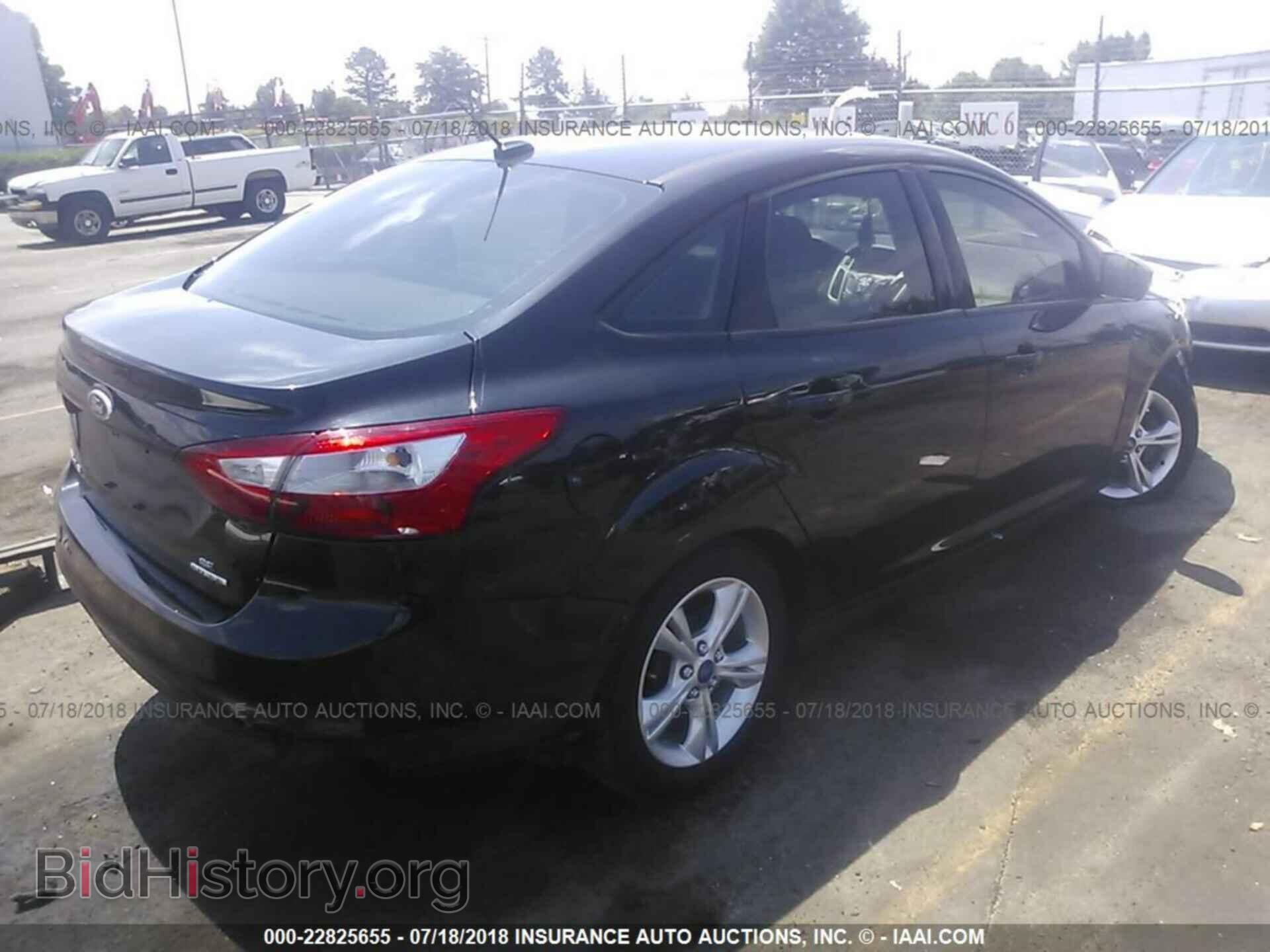 2013 Ford Focus - VIN: 1FADP3F24DL104167 - Photo 4