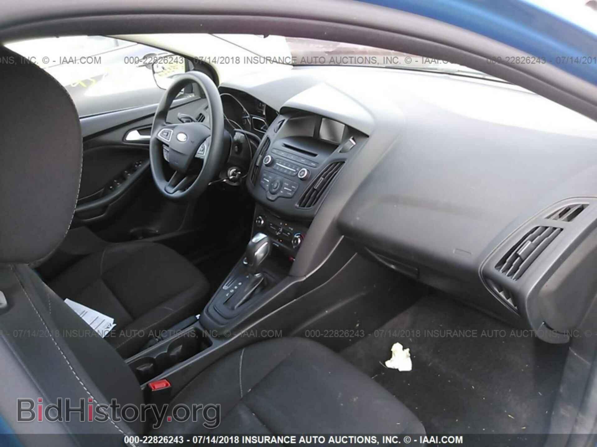 2016 Ford Focus - VIN: 1FADP3F22GL390315 - Фото 5