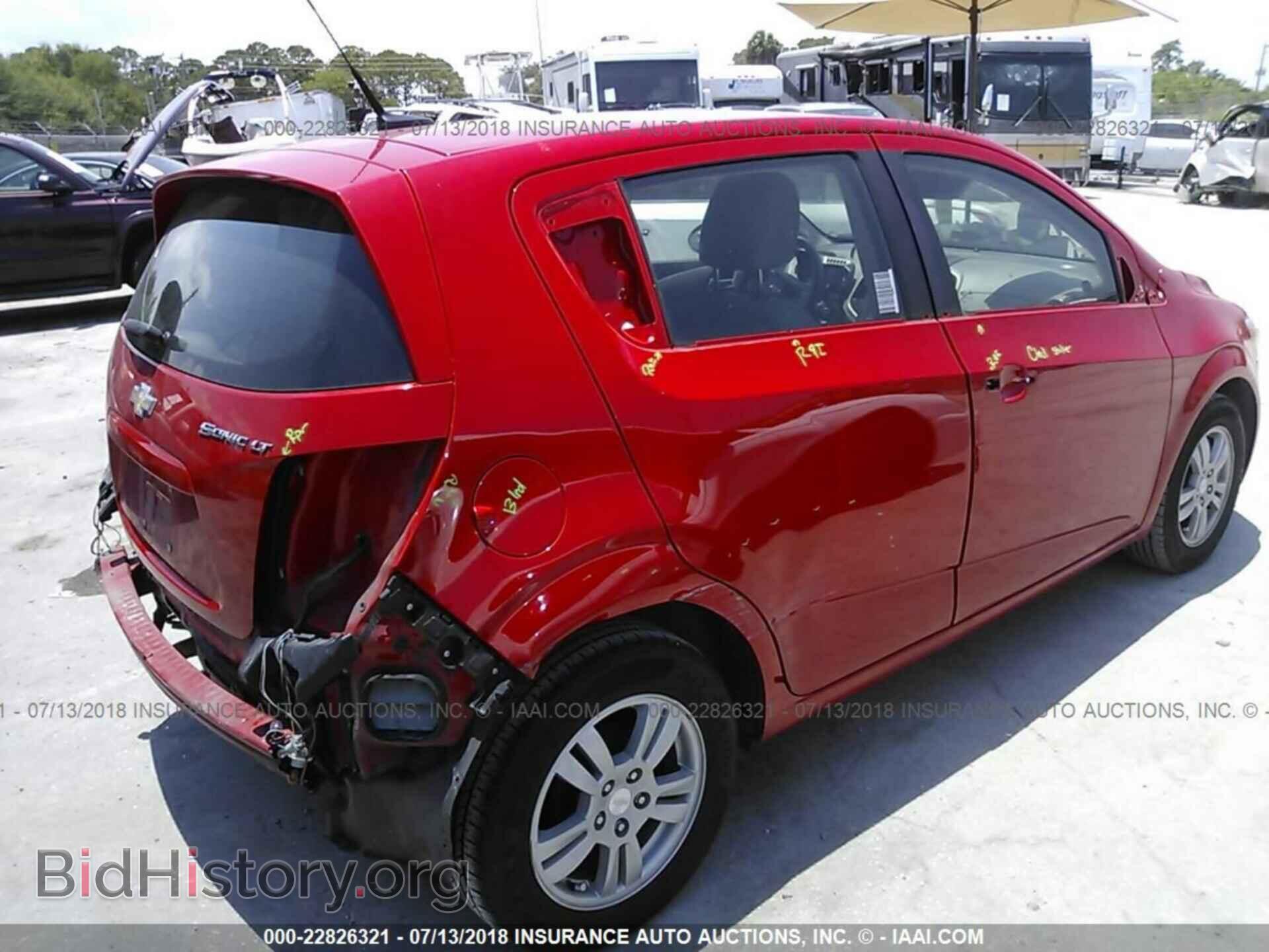 2014 Chevrolet Sonic - VIN: 1G1JC6SH1E4170135 - Фото 4