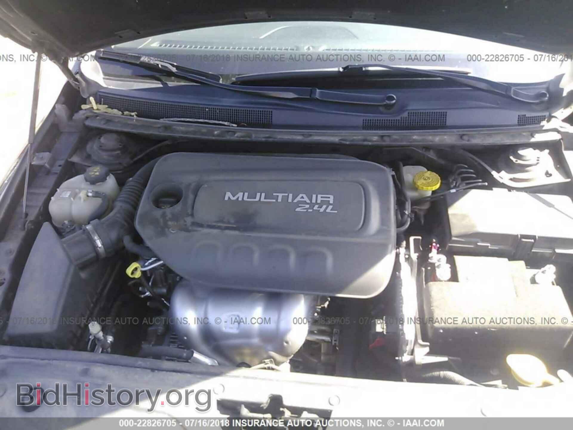 2015 Chrysler 200 - VIN: 1C3CCCAB1FN557747 - Фото 10