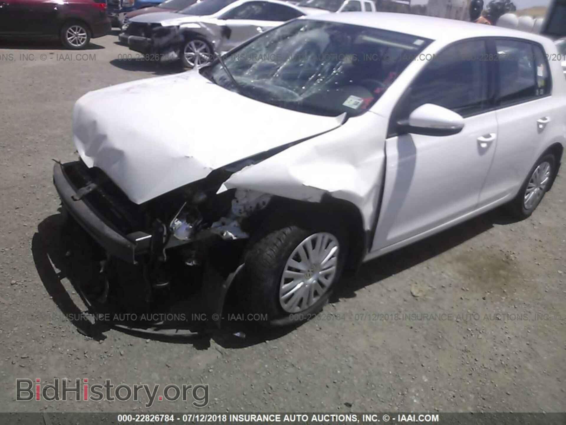 2013 Volkswagen Golf - VIN: WVWDB7AJ7DW129819 - Фото 2
