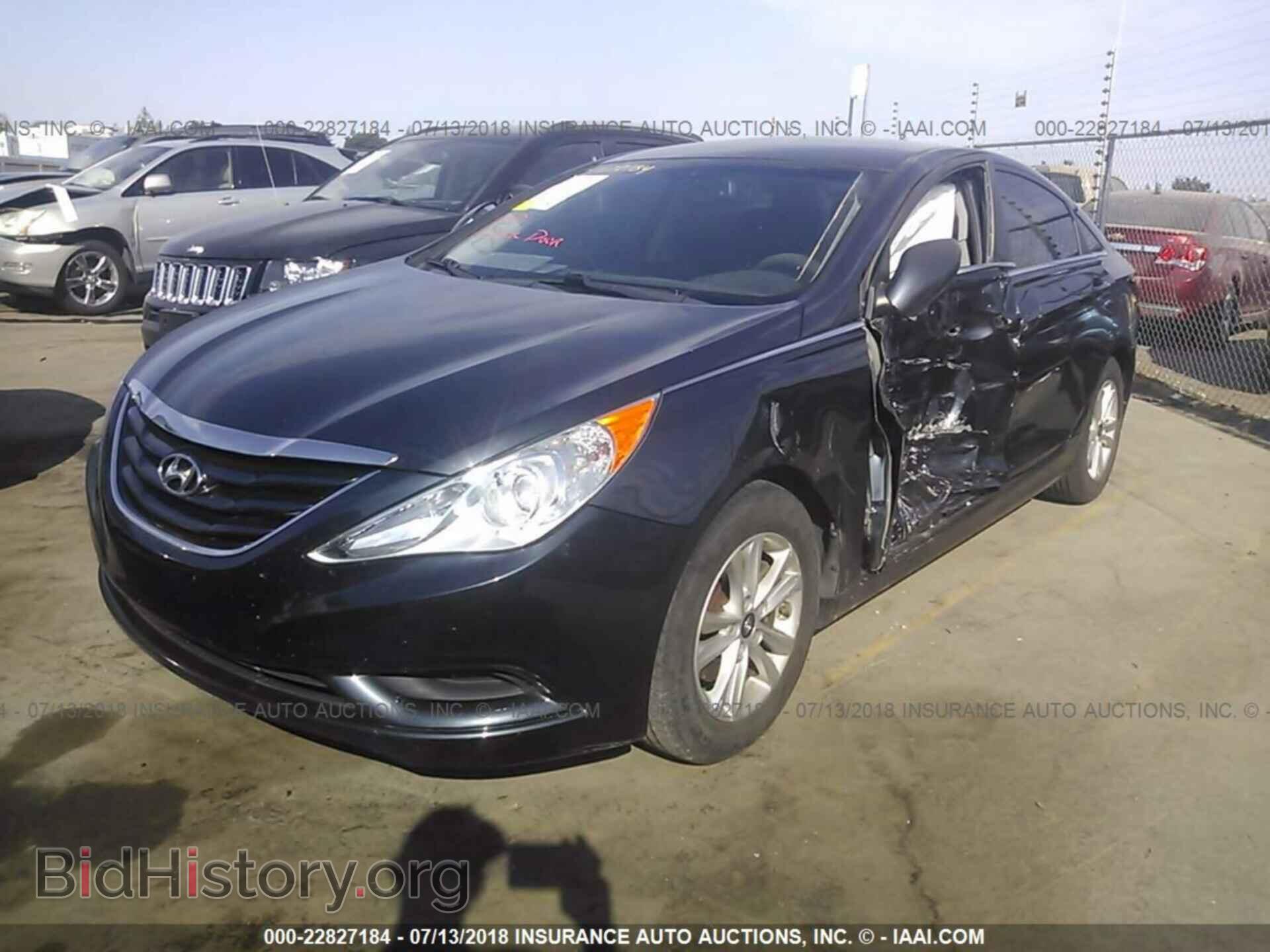 2012 Hyundai Sonata - VIN: 5NPEB4AC2CH500457 - Фото 2