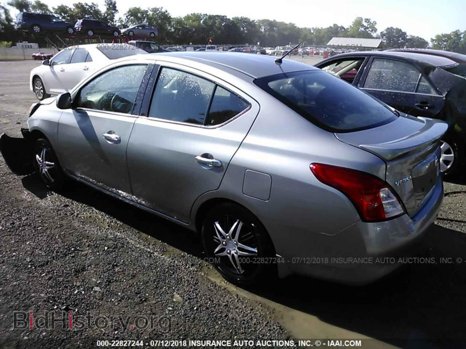 2014 Nissan Versa - VIN: 3N1CN7APXEL825771 - Фото 3