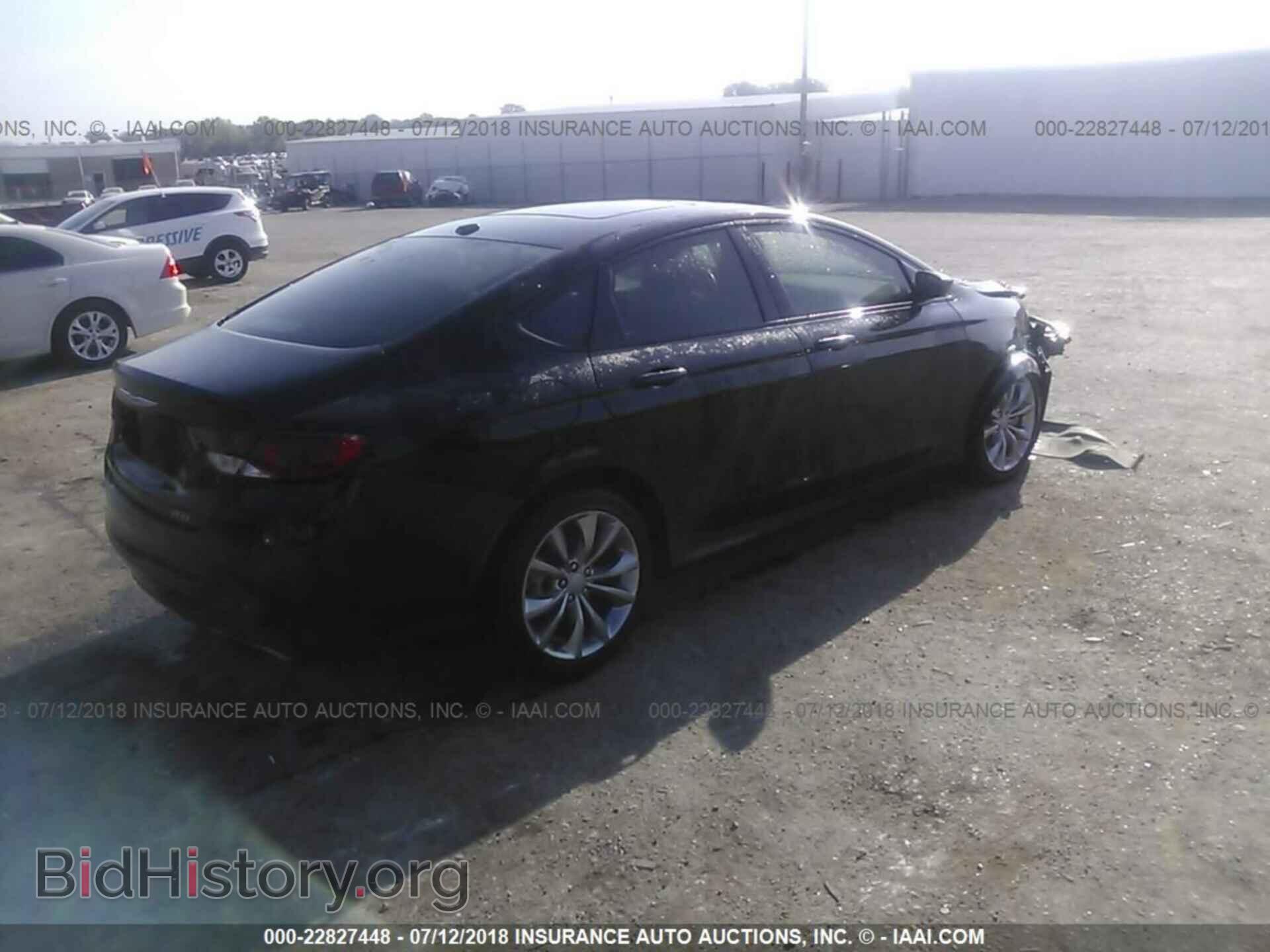 2015 Chrysler 200 - VIN: 1C3CCCBBXFN616003 - Photo 4