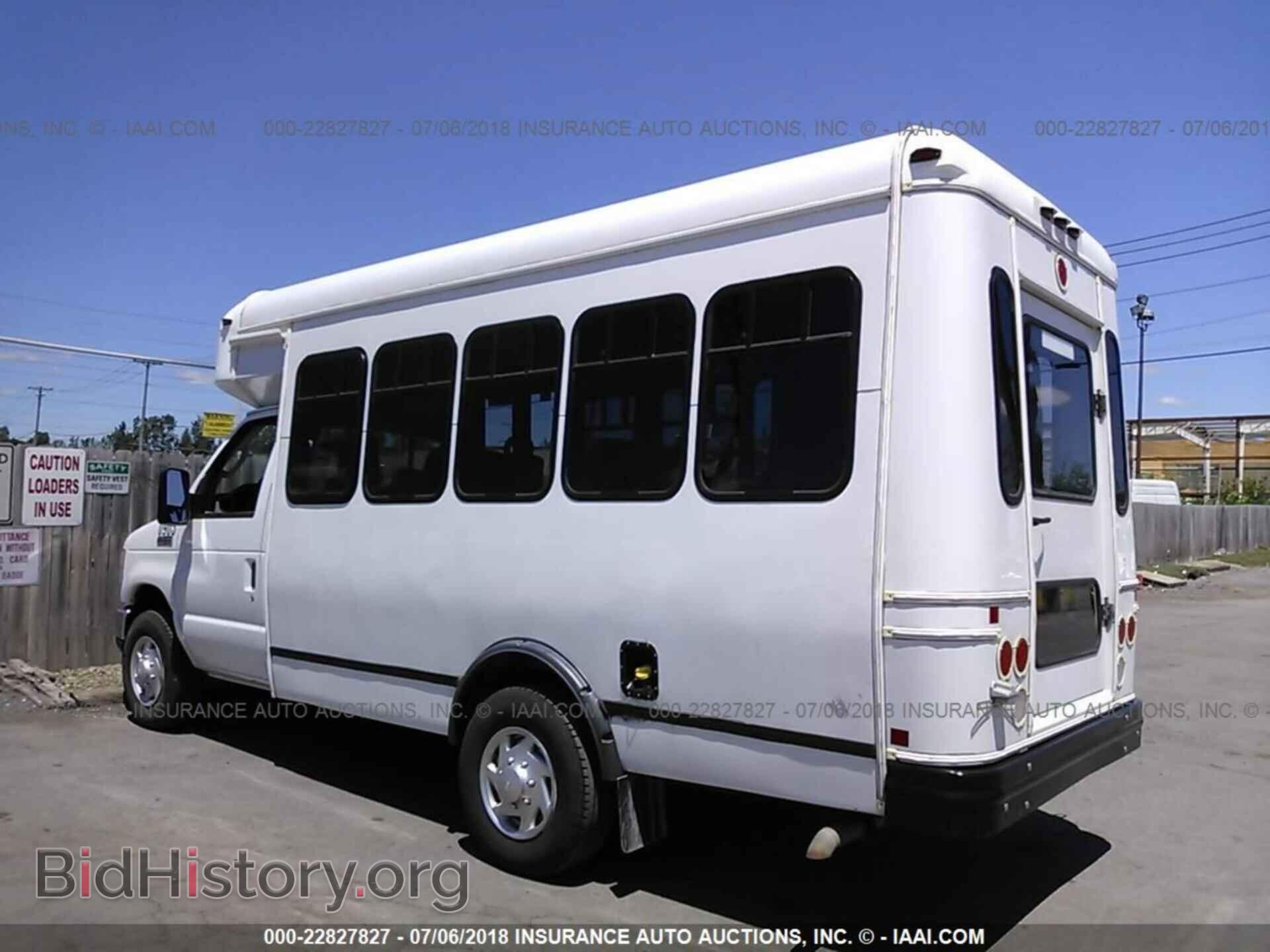 2016 Ford Econoline - VIN: 1FDEE3FLXGDC13109 - Photo 3