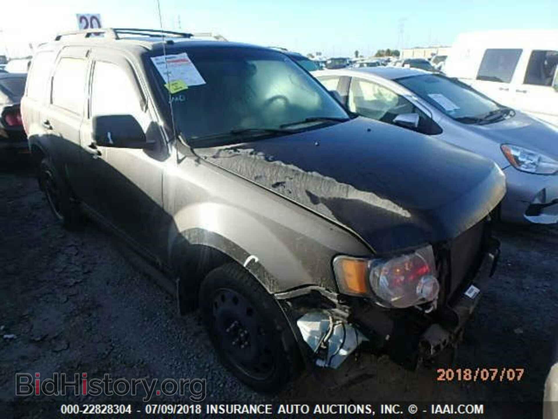 Photo 1FMCU0D78CKC18412 - Ford Escape 2012