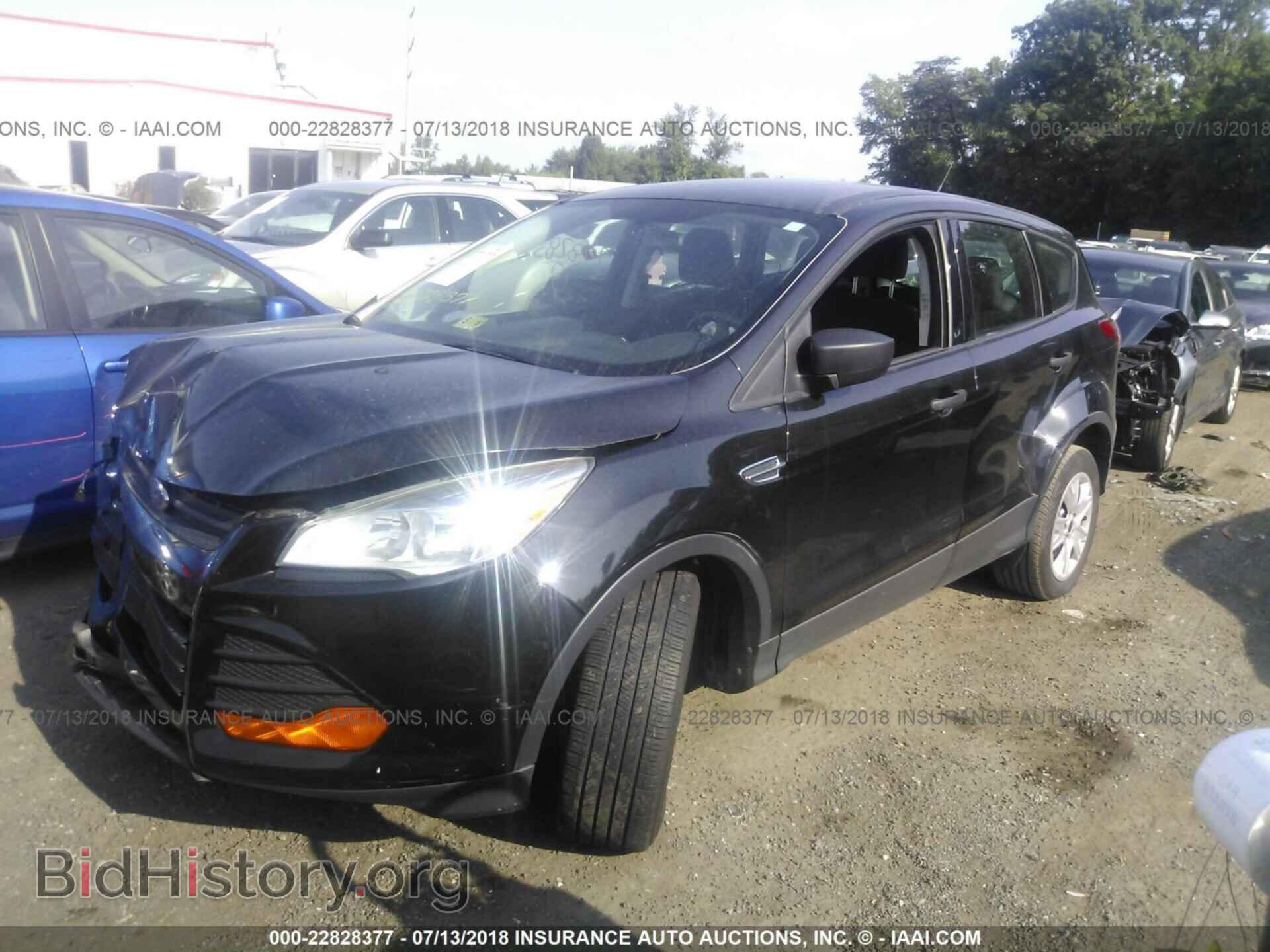 2014 Ford Escape - VIN: 1FMCU0F73EUB40593 - Фото 2