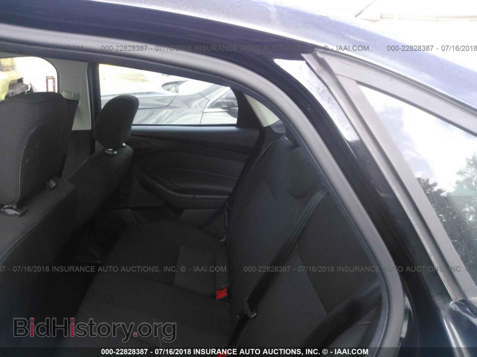 2017 Ford Focus - VIN: 1FADP3E24HL218628 - Фото 8