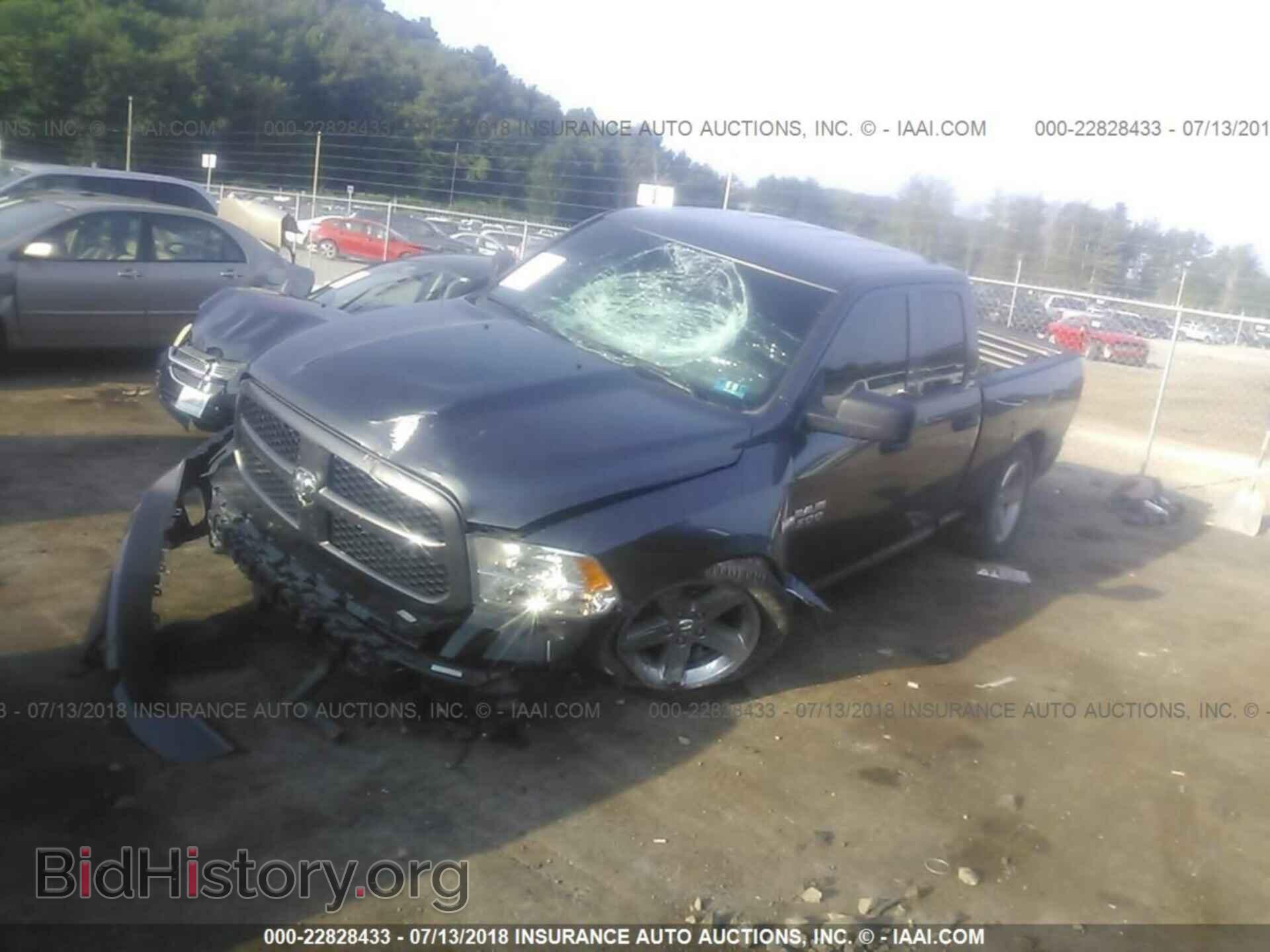 2017 RAM 1500 - VIN: 1C6RR7FT2HS811278 - Photo 2