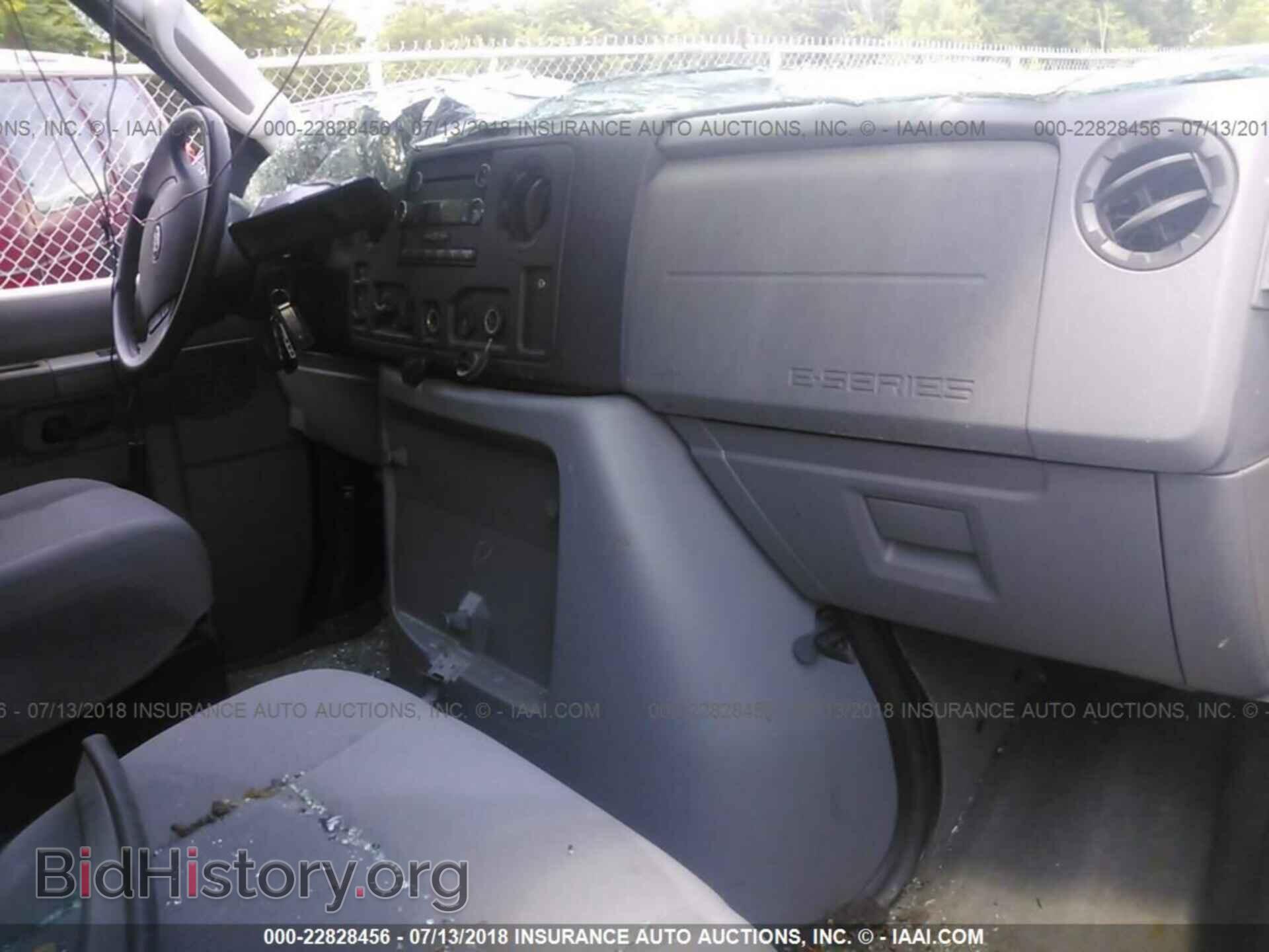 2013 FORD ECONOLINE - VIN: 1FBSS3BL5DDA27385 - Фото 5