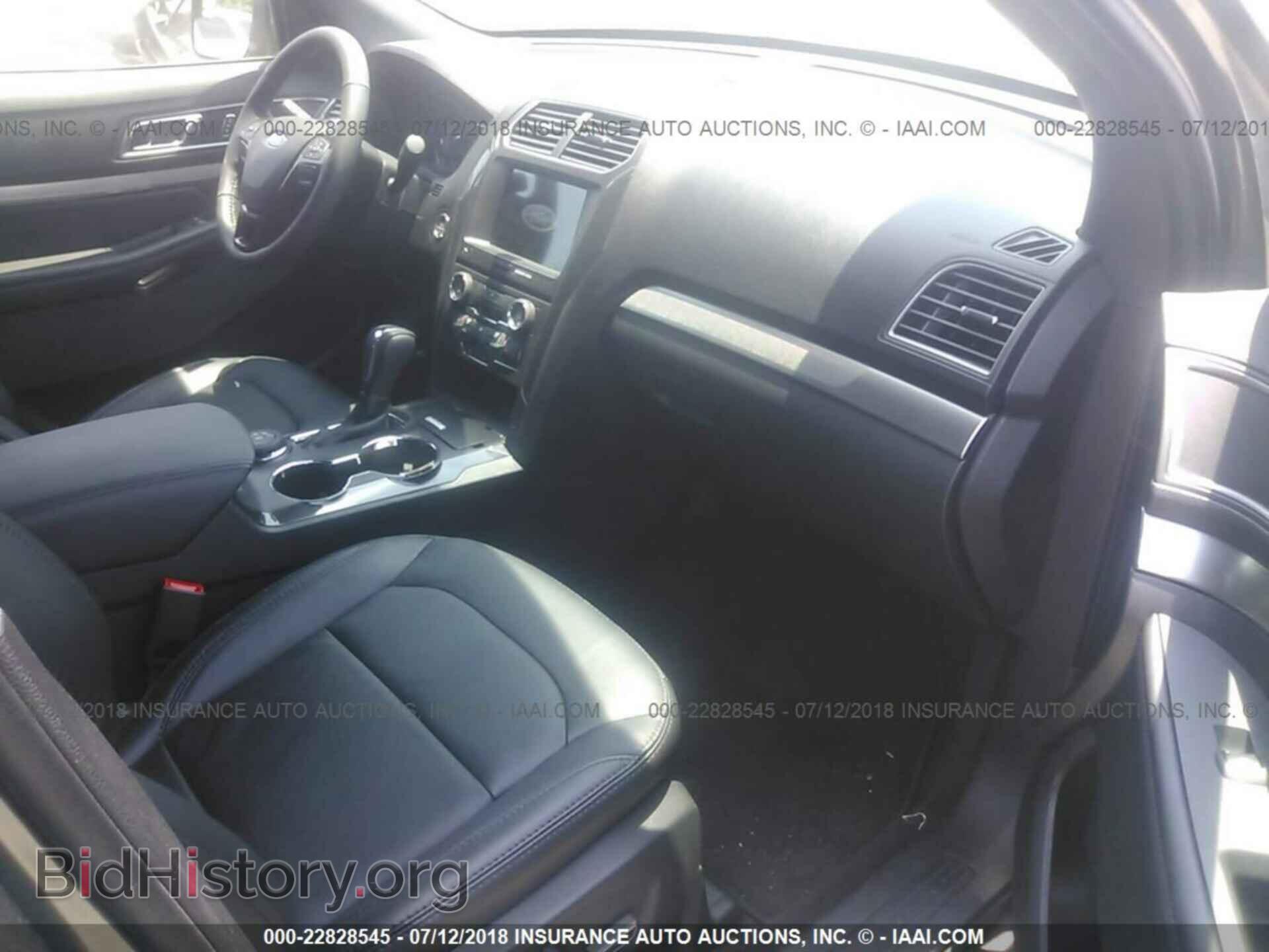 2018 Ford Explorer - VIN: 1FM5K8D80JGB77442 - Photo 5