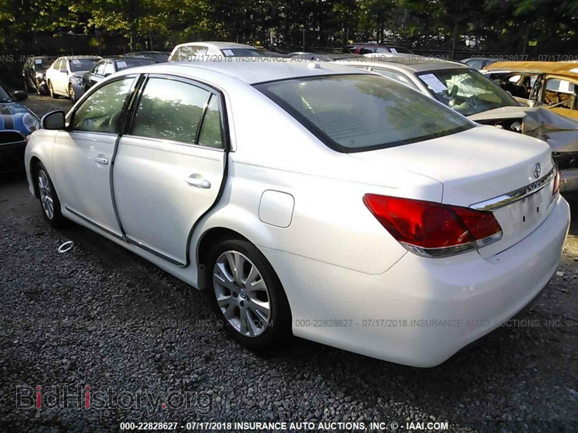 2011 Toyota Avalon - VIN: 4T1BK3DB7BU433497 - Фото 3