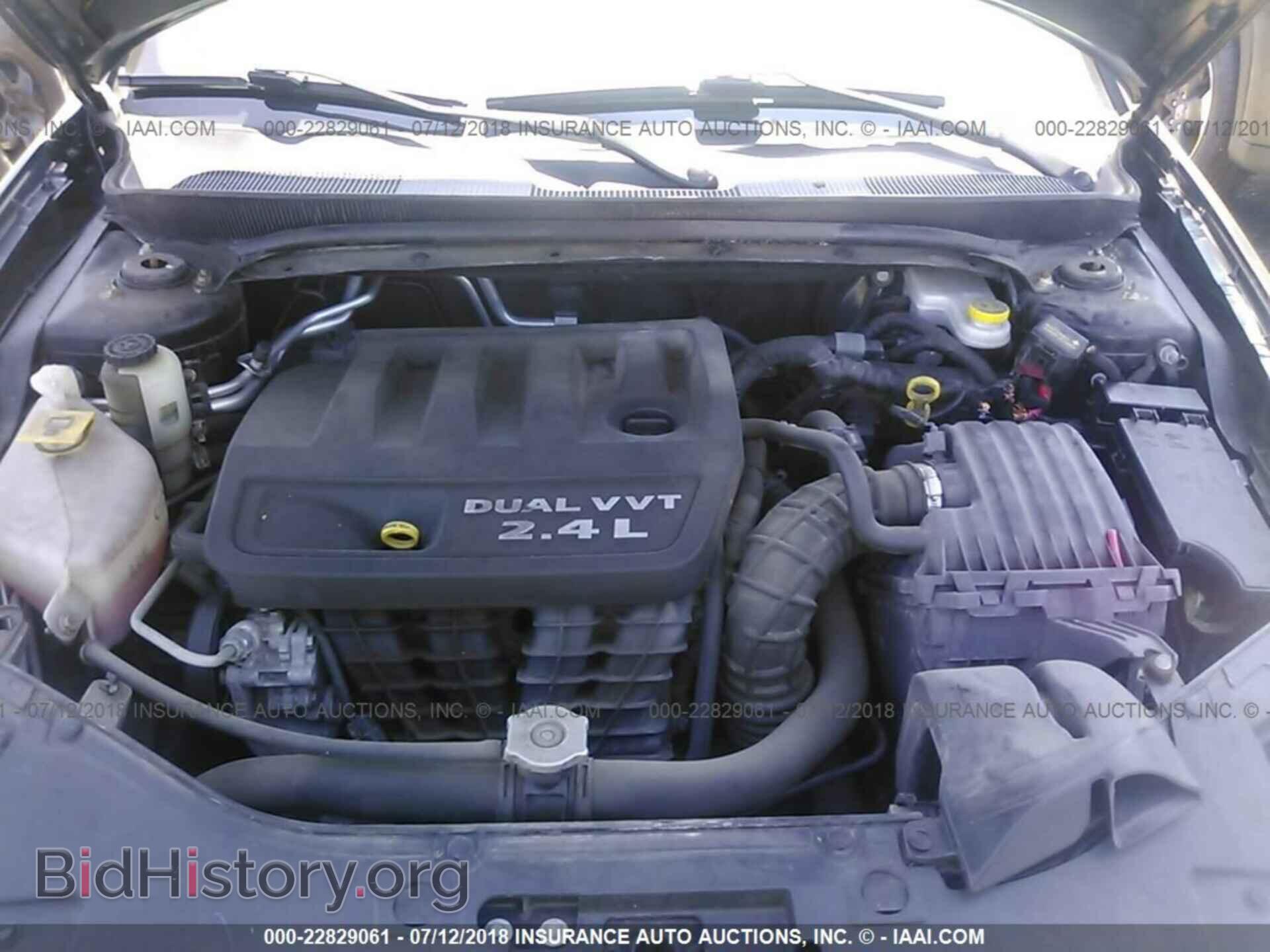 2012 Chrysler 200 - VIN: 1C3CCBAB2CN292505 - Фото 10