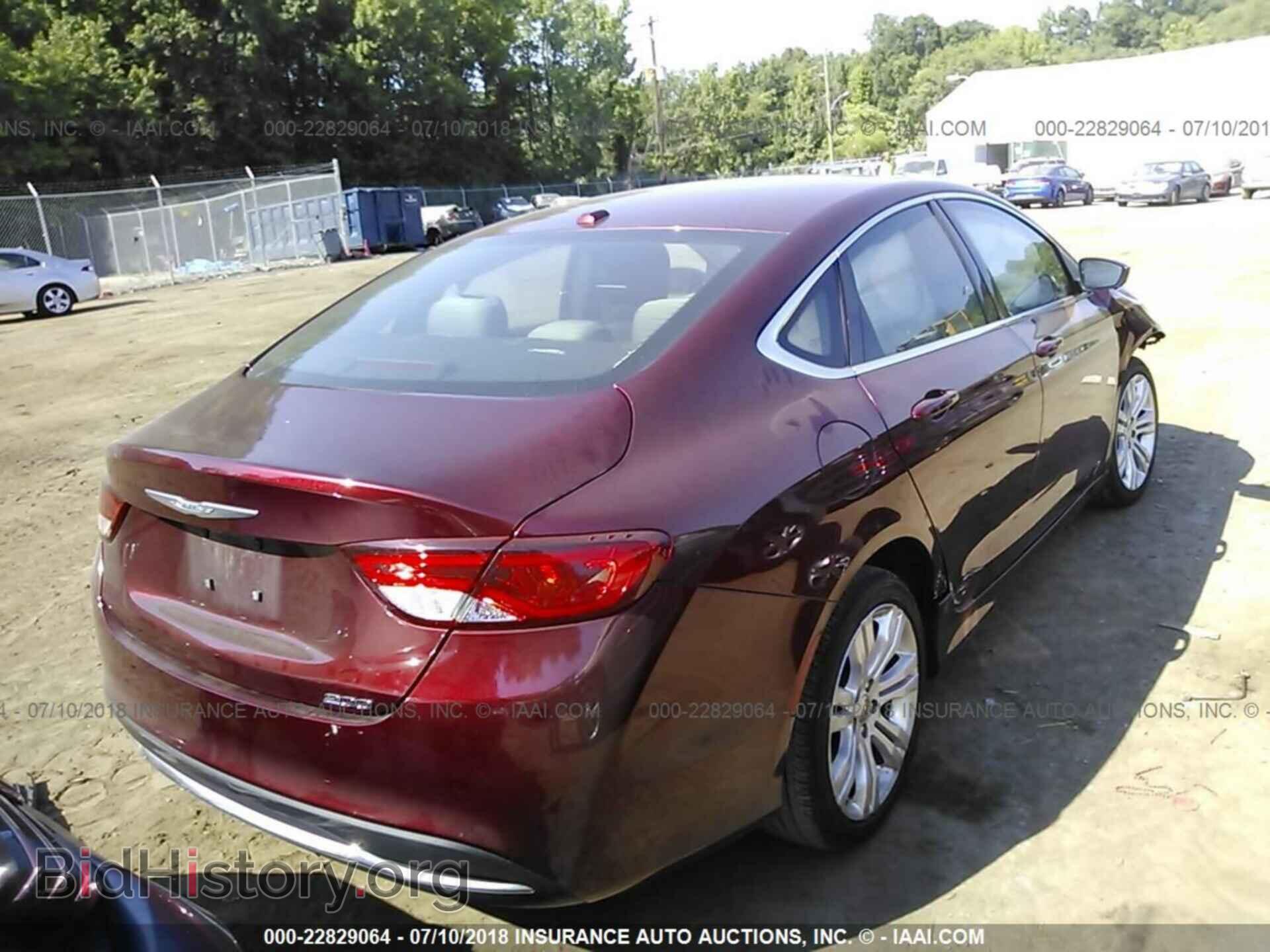 2015 Chrysler 200 - VIN: 1C3CCCAB0FN568111 - Photo 4