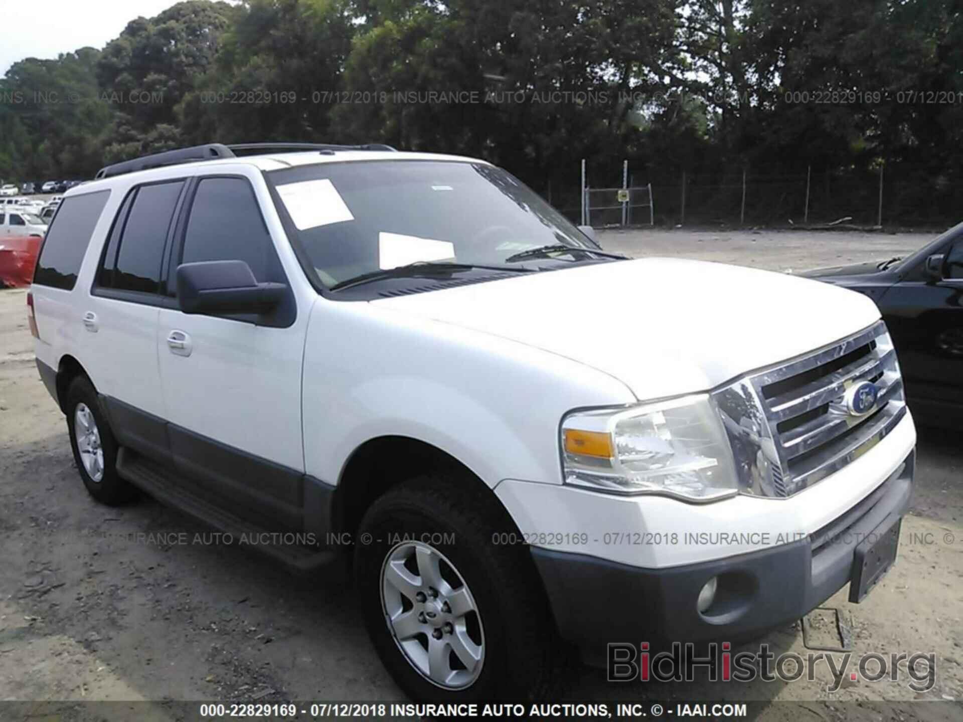 Photo 1FMJU1F59BEF32690 - Ford Expedition 2011