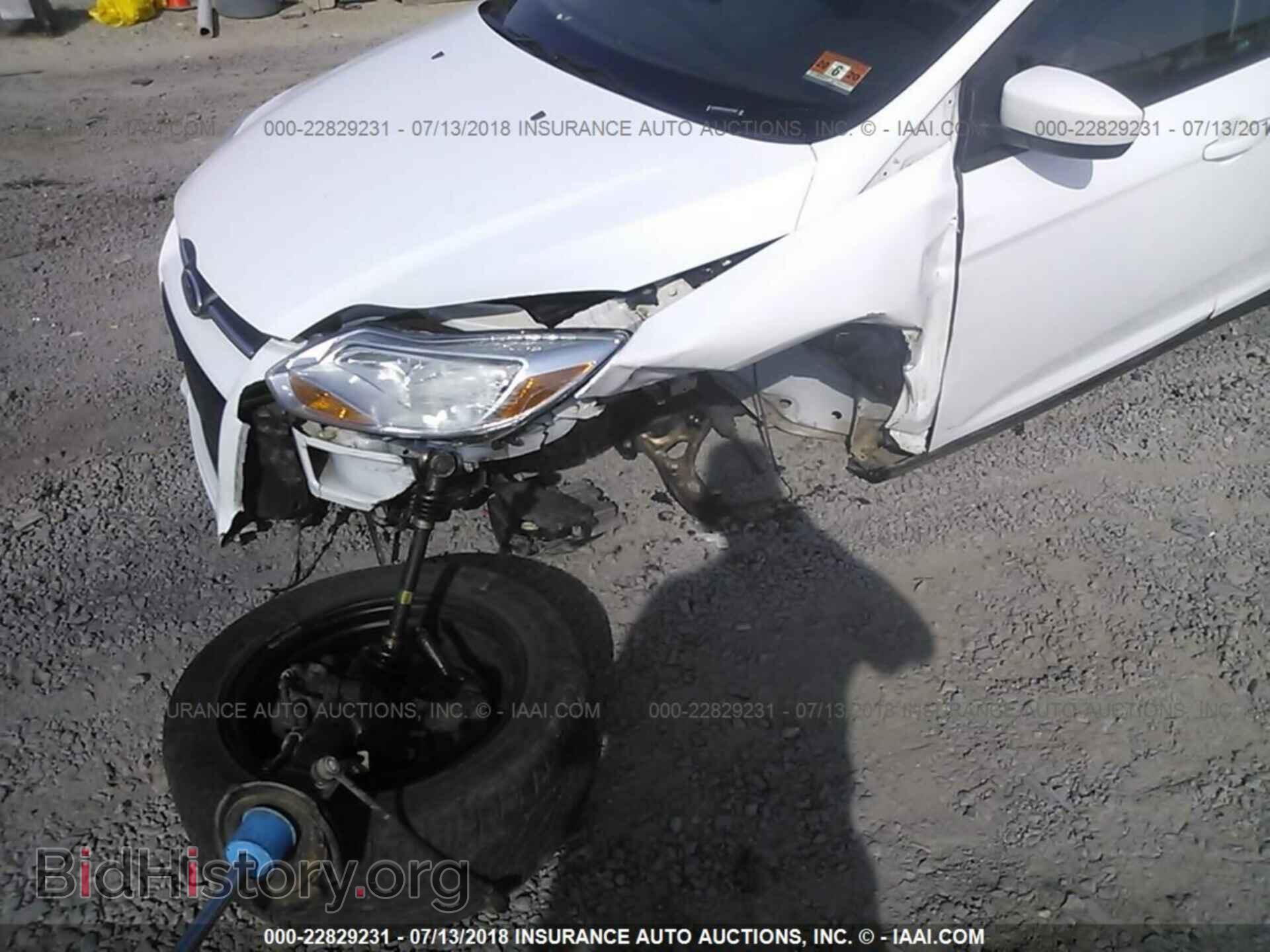 2012 Ford Focus - VIN: 1FAHP3F27CL417987 - Фото 6
