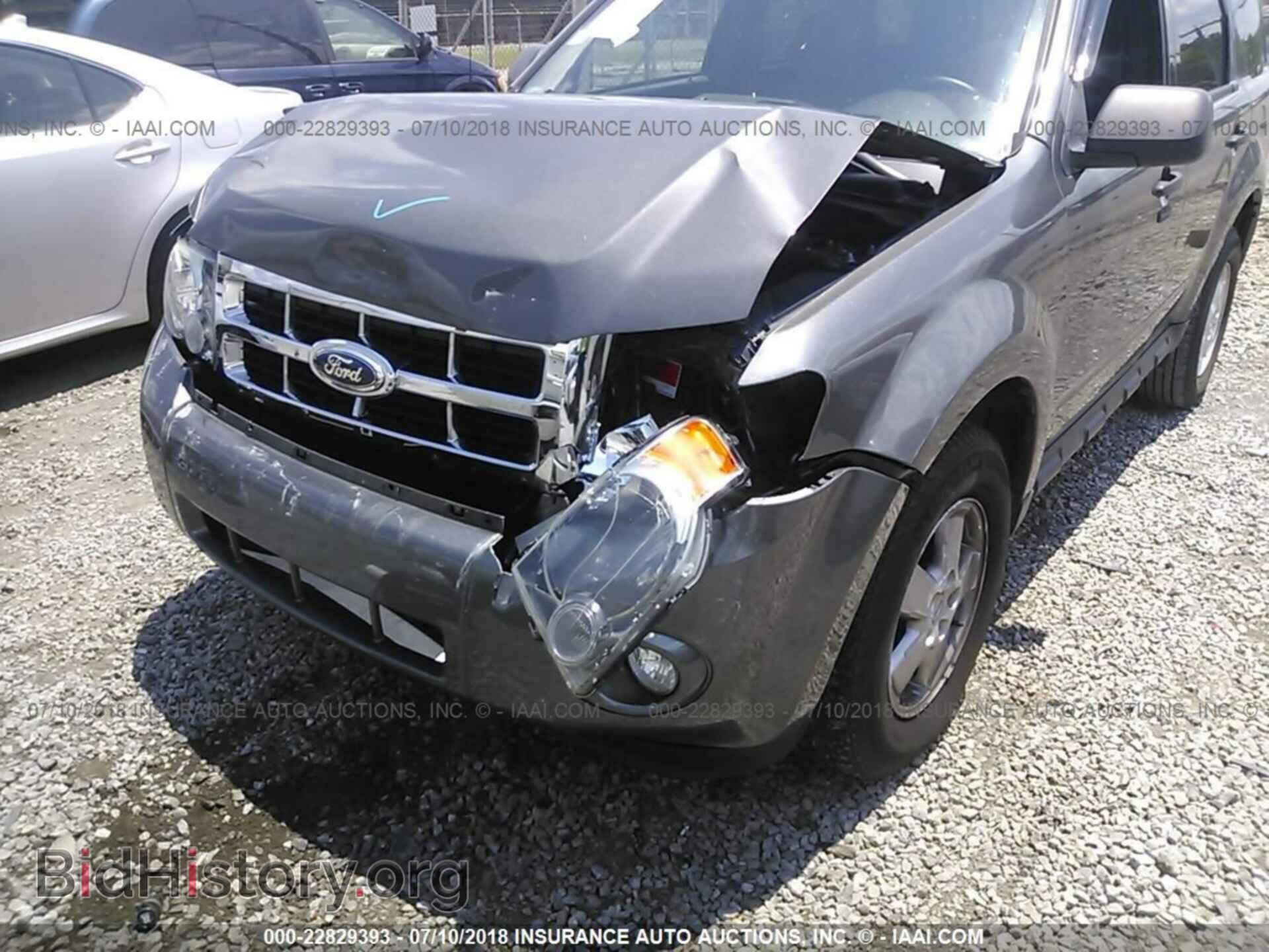 2012 Ford Escape - VIN: 1FMCU0DG8CKA98742 - Photo 6