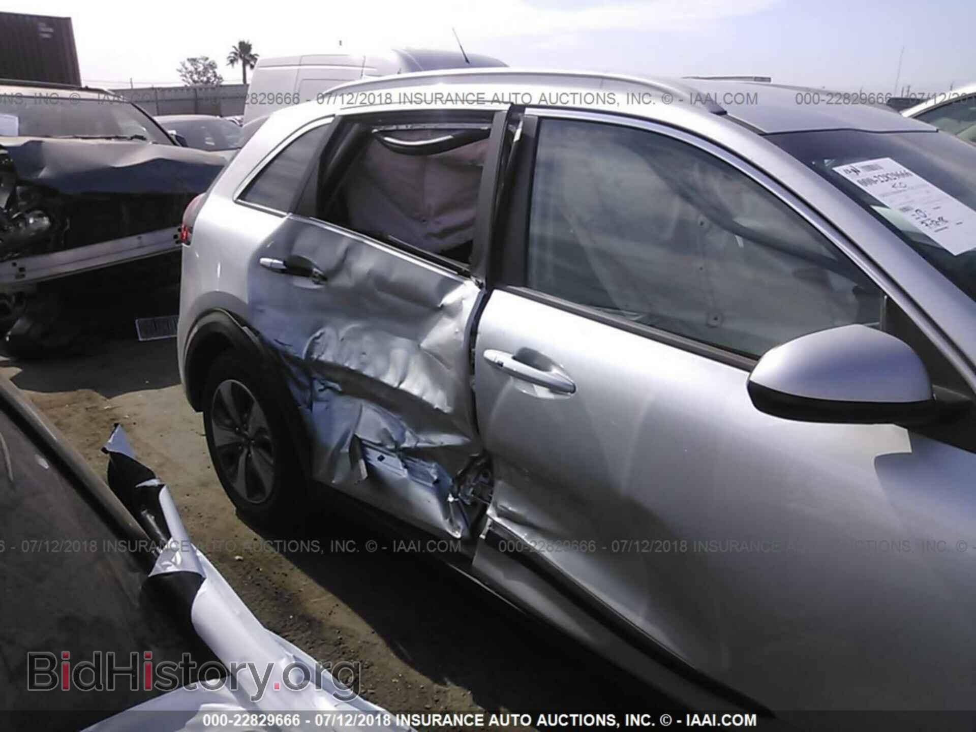 2017 Kia Niro - VIN: KNDCB3LC3H5068693 - Фото 6