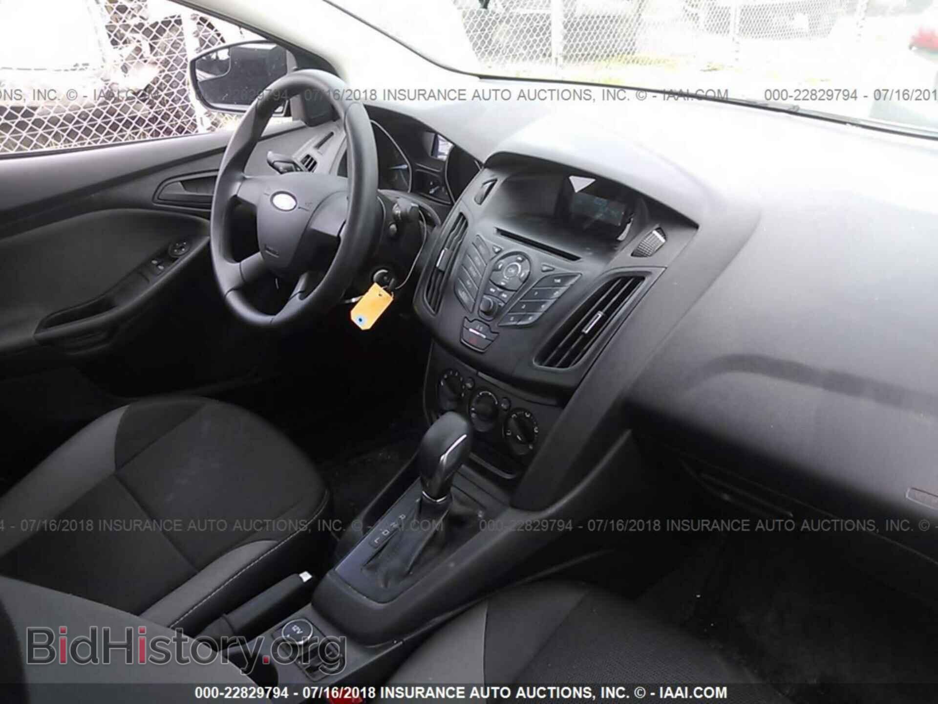 2014 Ford Focus - VIN: 1FADP3E27EL257323 - Фото 5