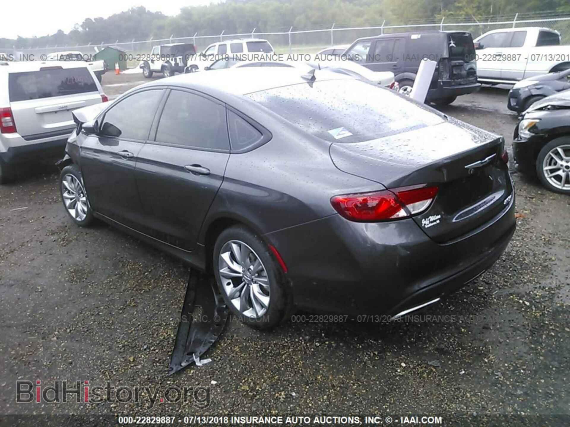 2015 Chrysler 200 - VIN: 1C3CCCBB2FN756398 - Photo 3