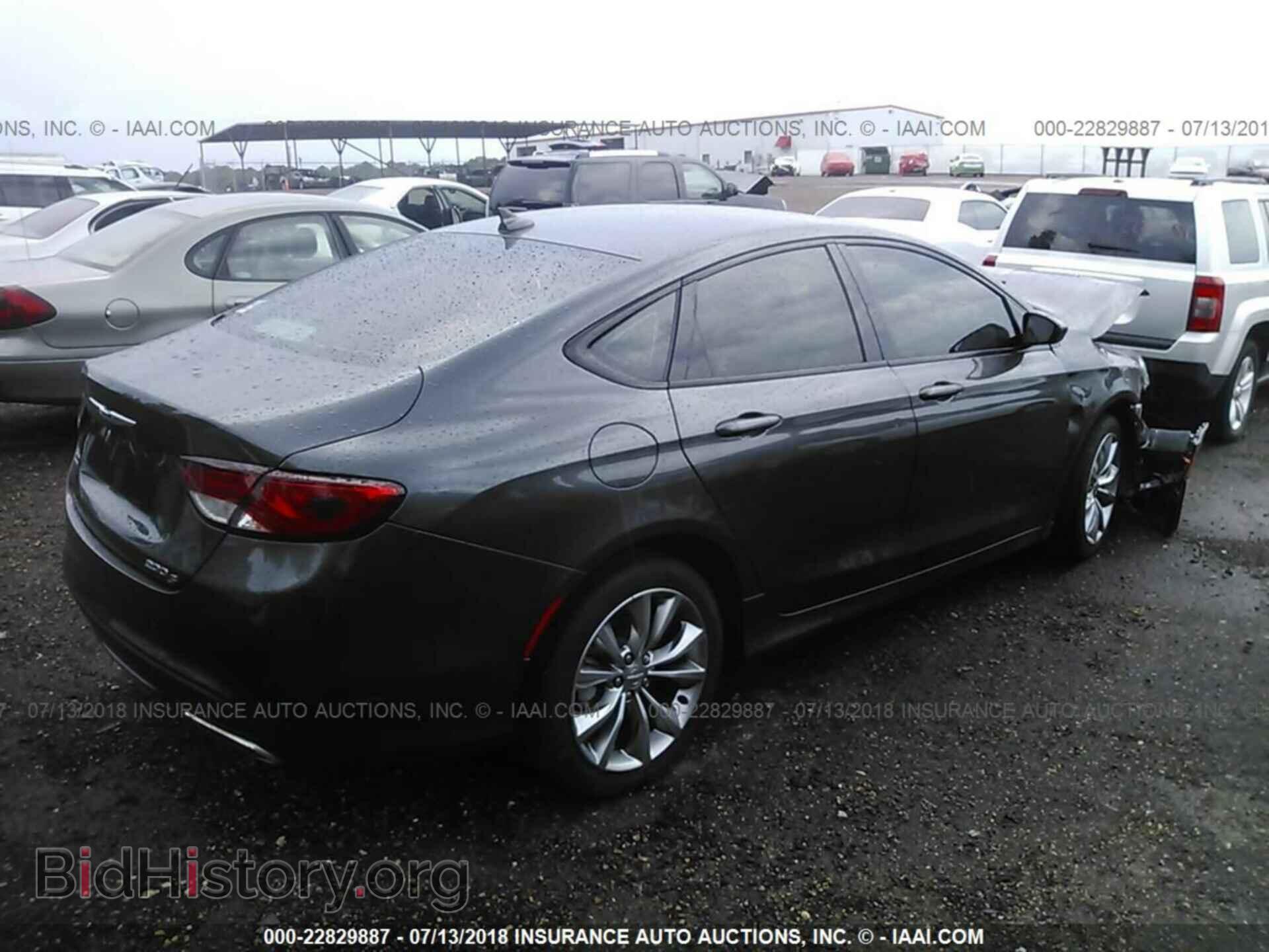 2015 Chrysler 200 - VIN: 1C3CCCBB2FN756398 - Photo 4