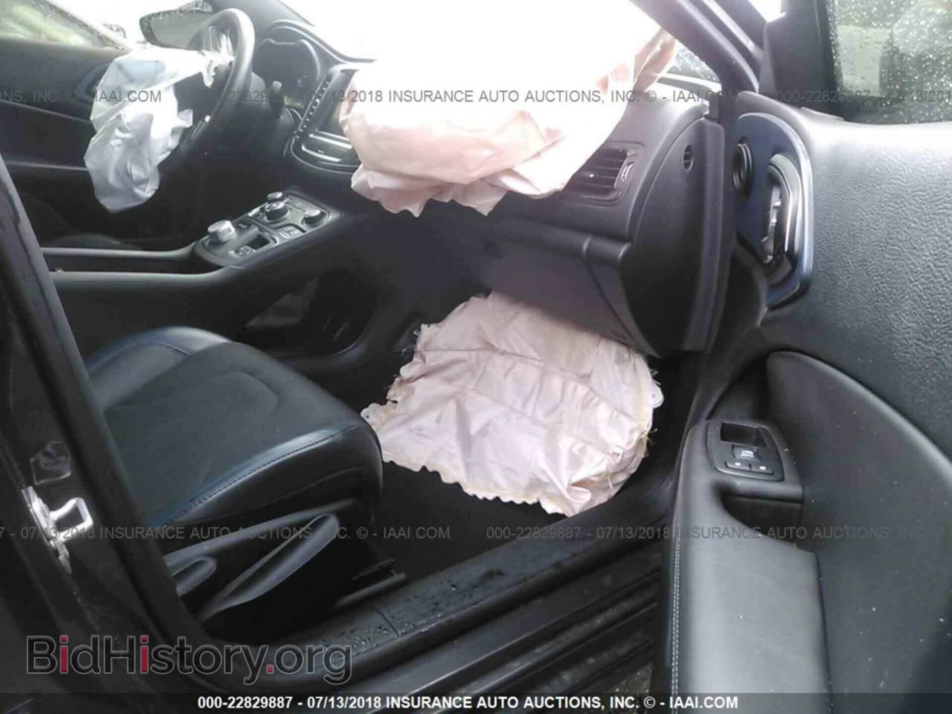 2015 Chrysler 200 - VIN: 1C3CCCBB2FN756398 - Photo 5