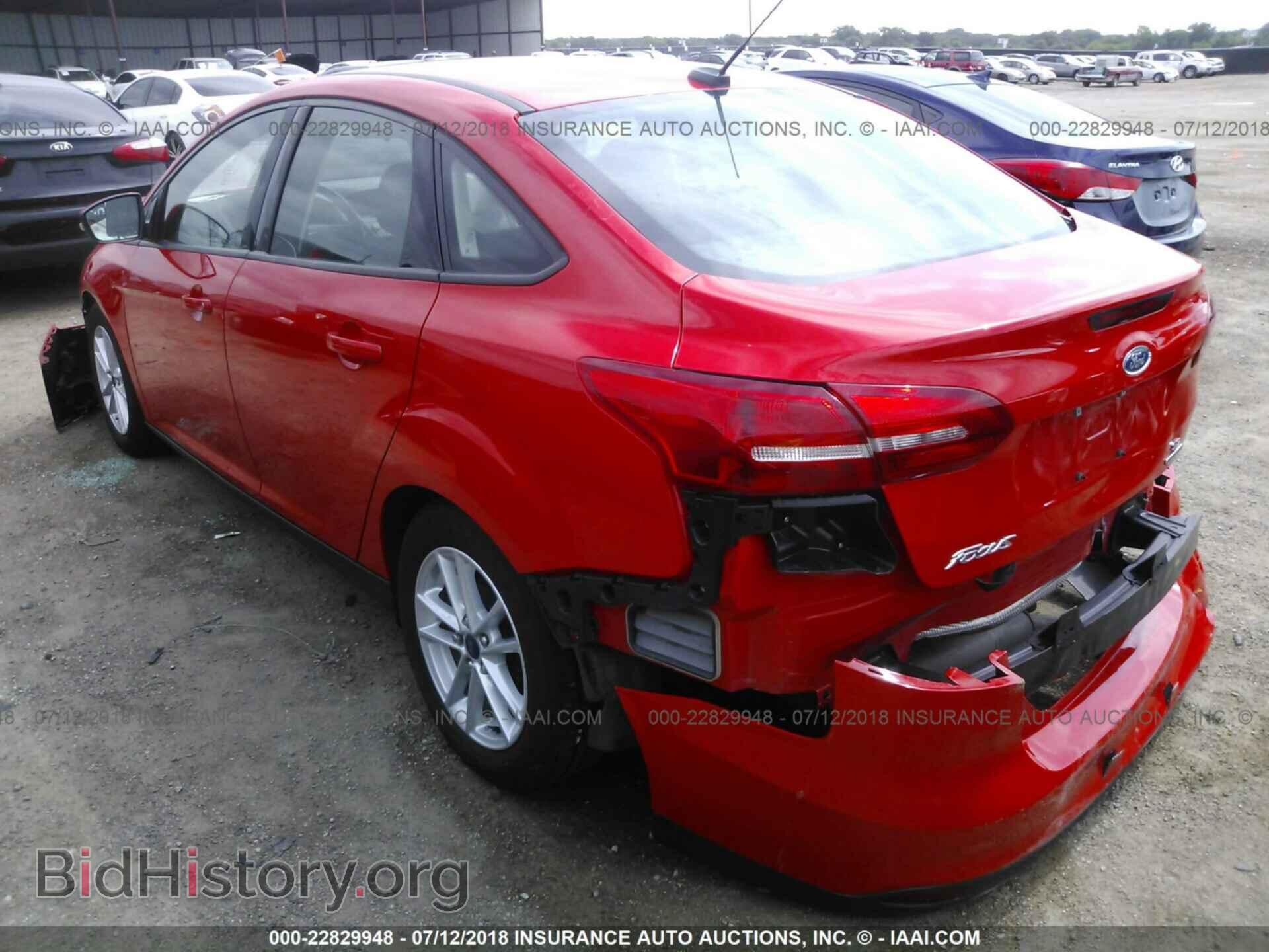 2016 Ford Focus - VIN: 1FADP3F28GL376547 - Фото 3