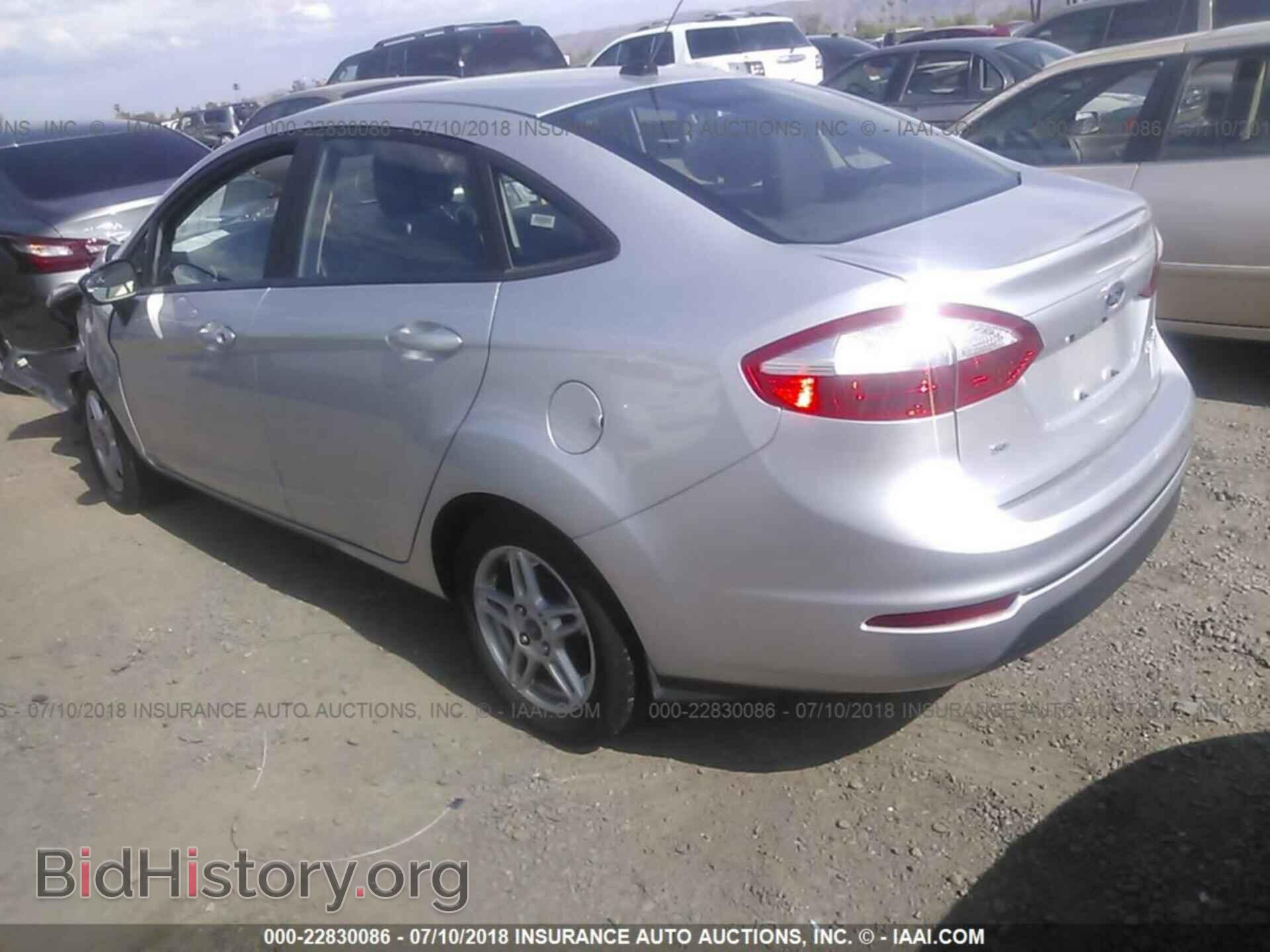 2017 Ford Fiesta - VIN: 3FADP4BJ2HM113425 - Фото 3