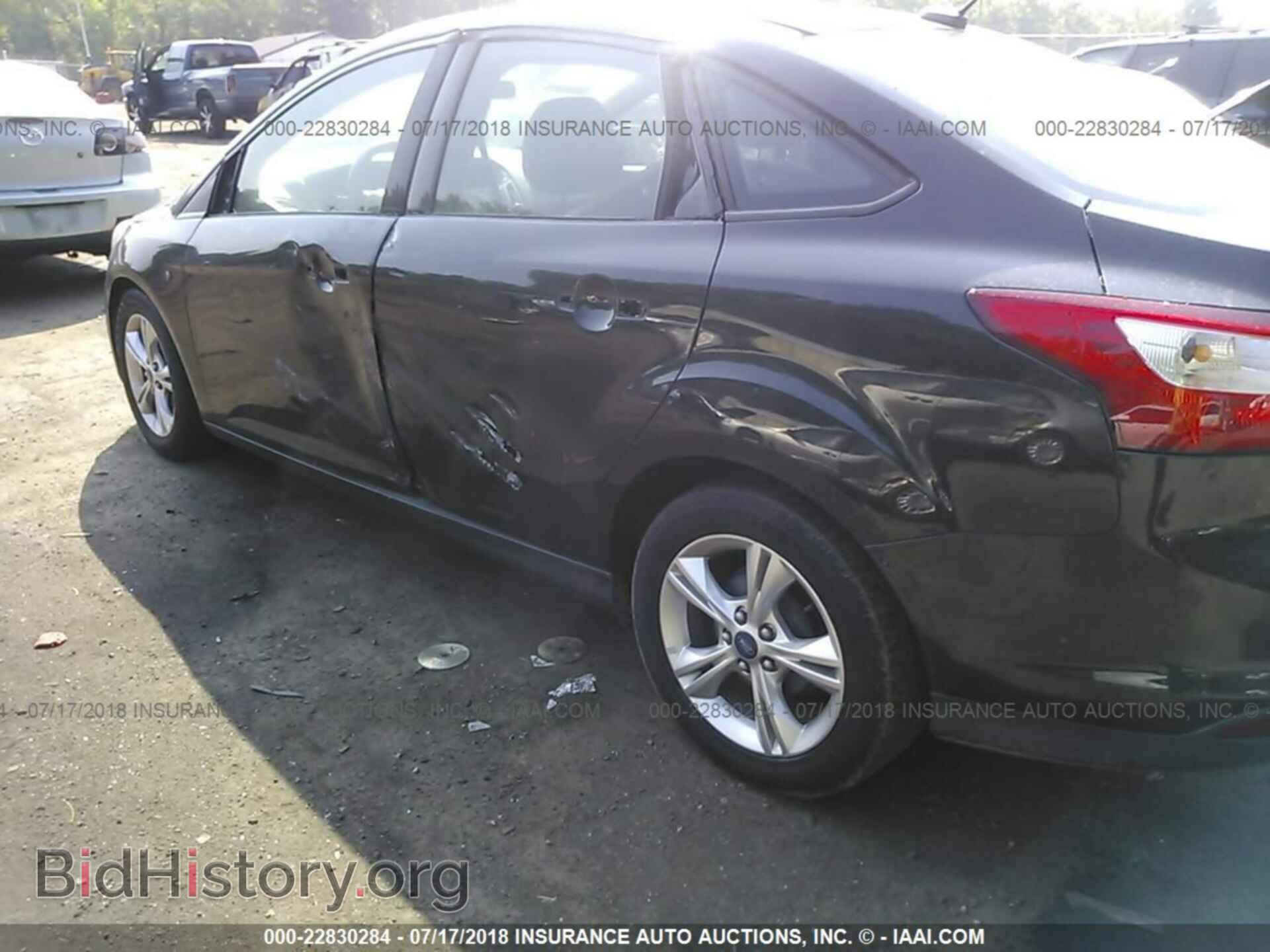 2013 Ford Focus - VIN: 1FADP3F2XDL286084 - Photo 6
