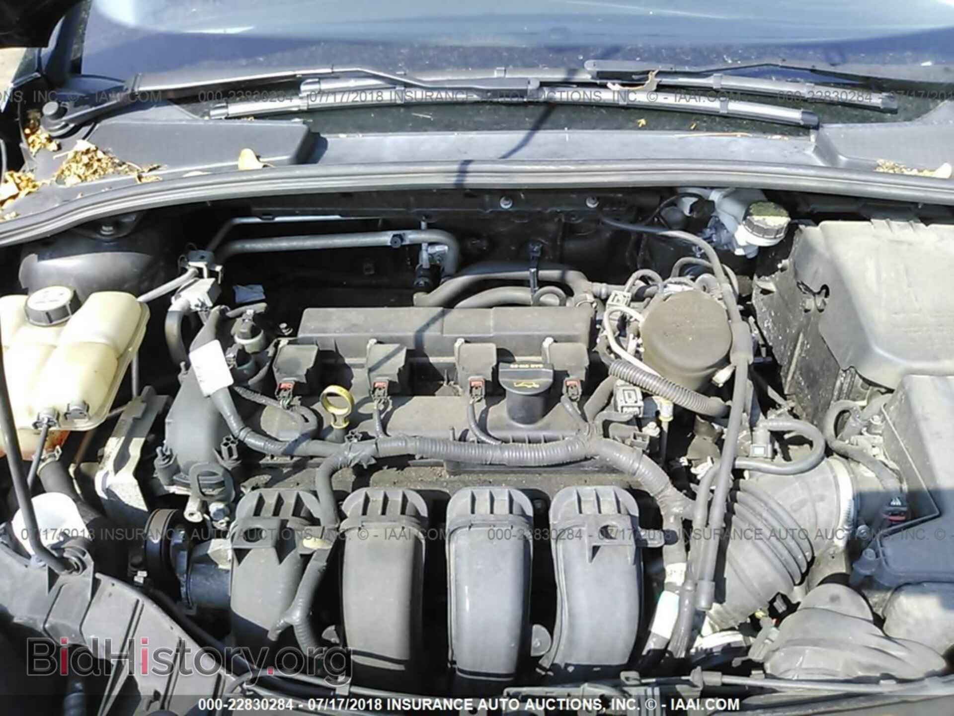 2013 Ford Focus - VIN: 1FADP3F2XDL286084 - Photo 10