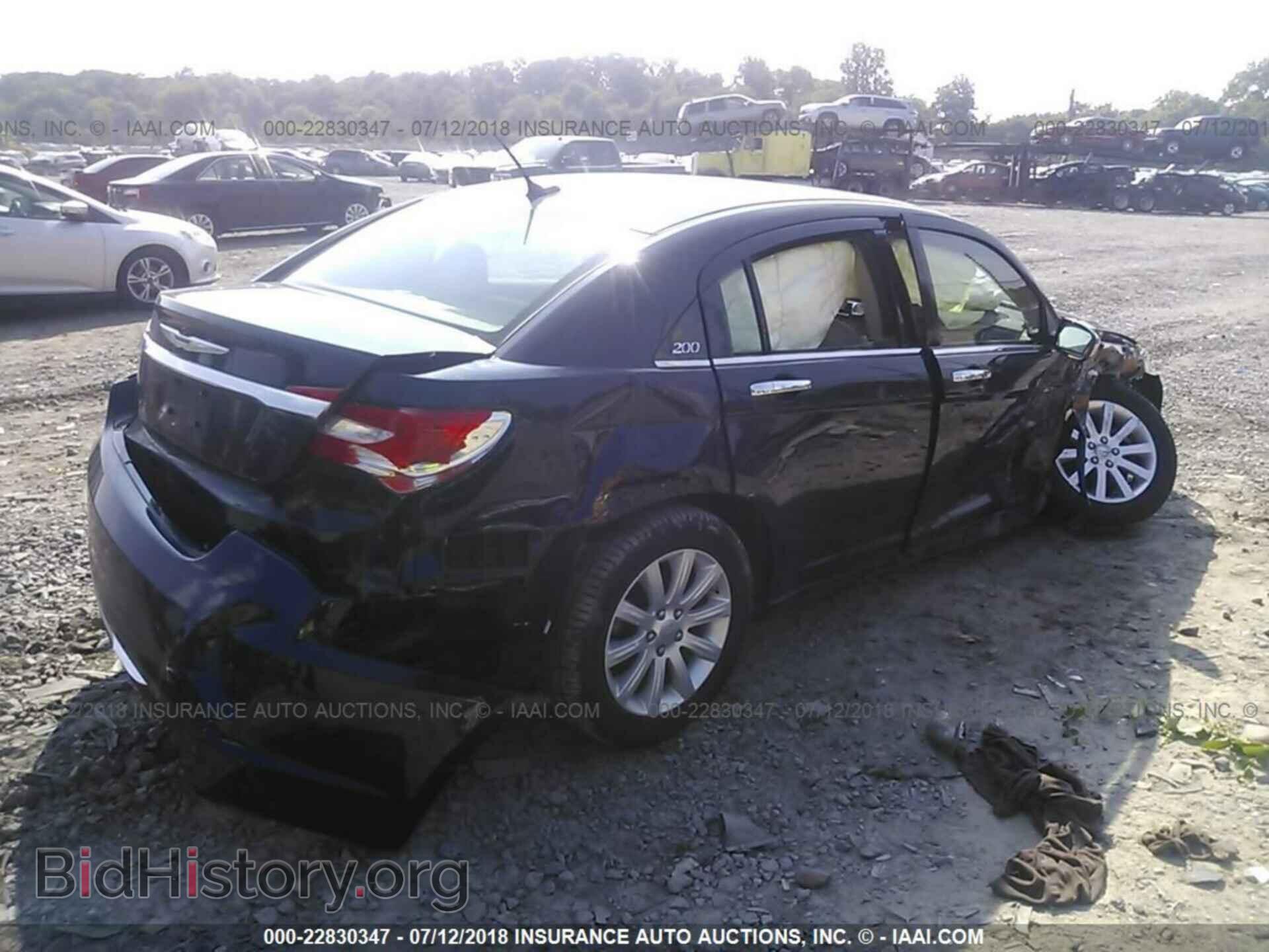 2013 Chrysler 200 - VIN: 1C3CCBCGXDN674288 - Фото 4