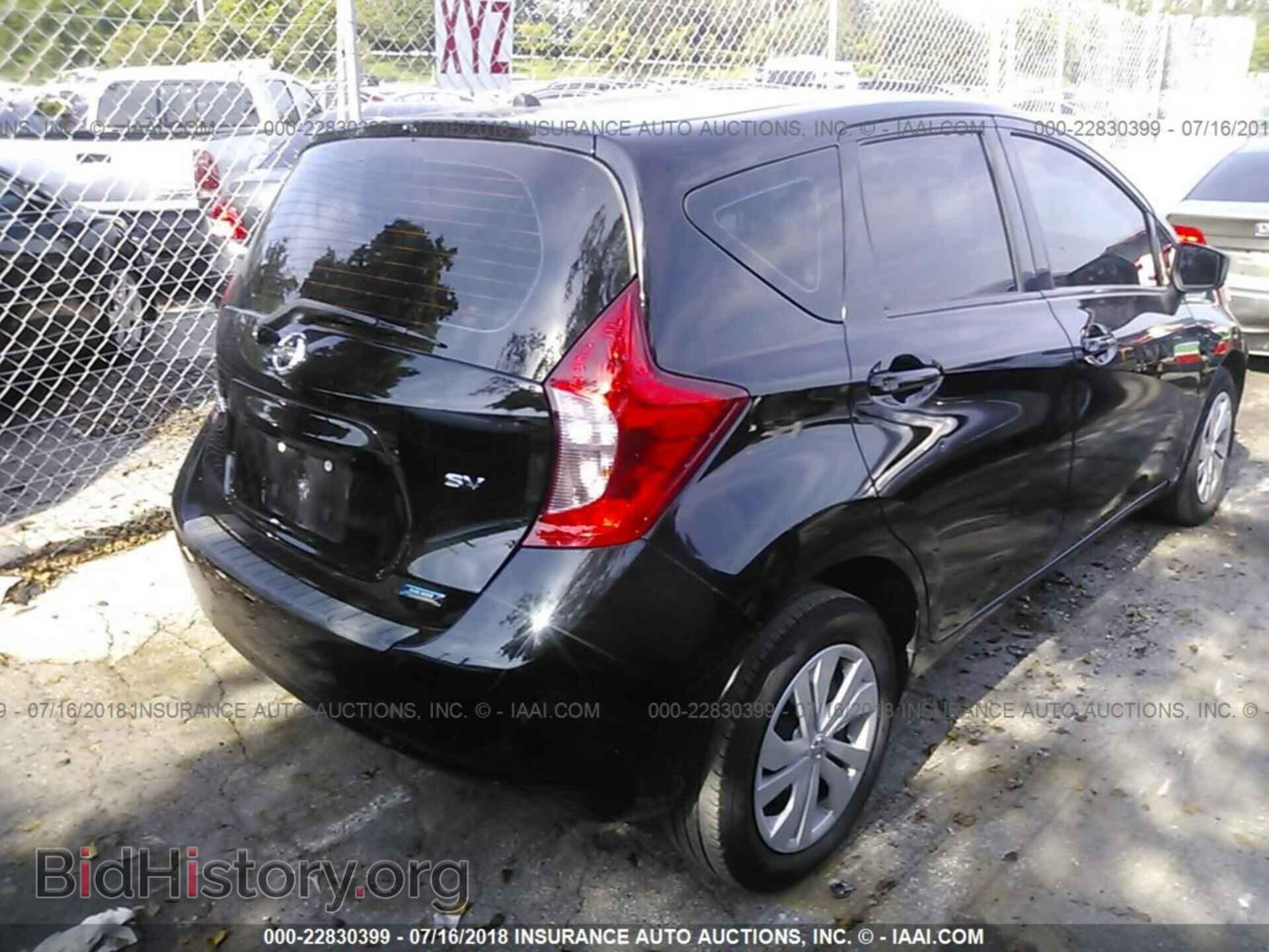 2015 Nissan Versa note - VIN: 3N1CE2CP7FL366958 - Фото 4