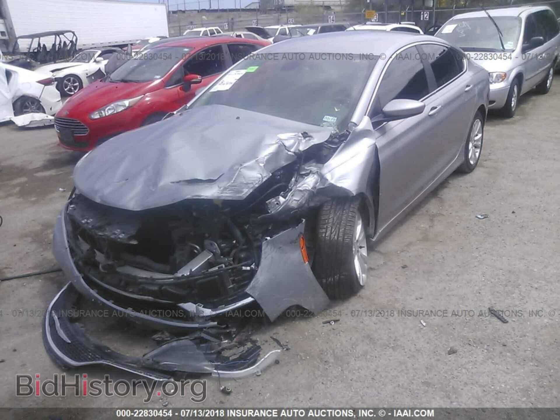 2015 Chrysler 200 - VIN: 1C3CCCAB9FN621338 - Photo 6