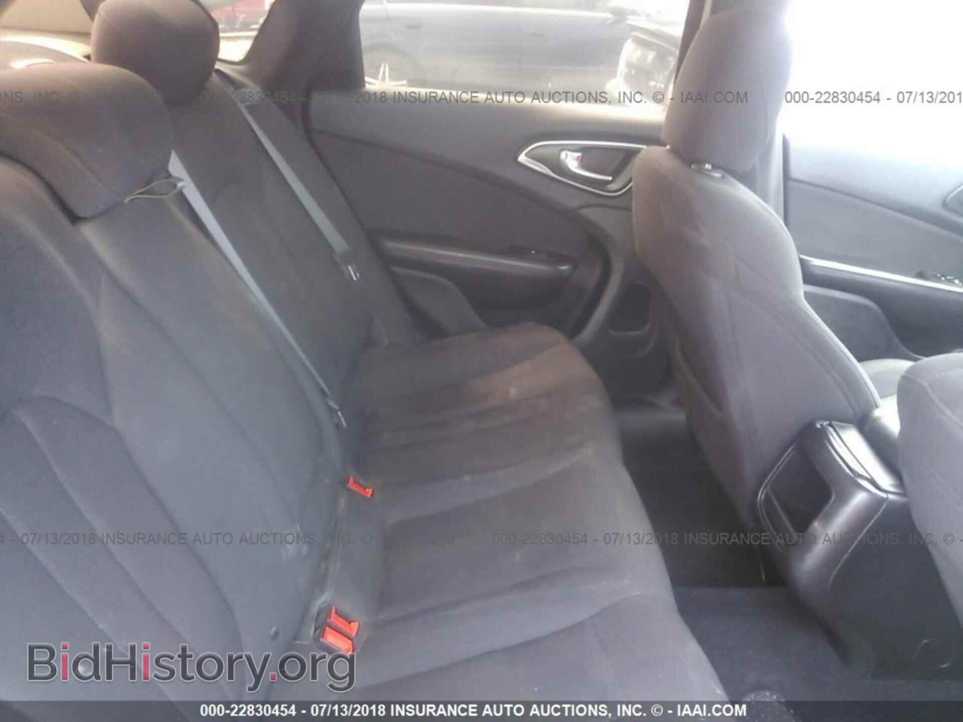 2015 Chrysler 200 - VIN: 1C3CCCAB9FN621338 - Photo 8