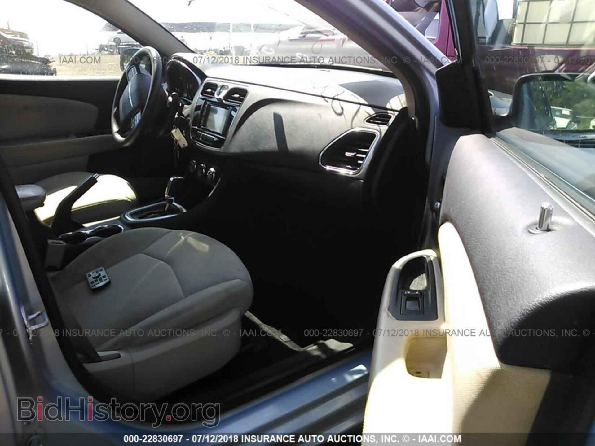 2012 Chrysler 200 - VIN: 1C3CCBAB3CN138627 - Фото 5